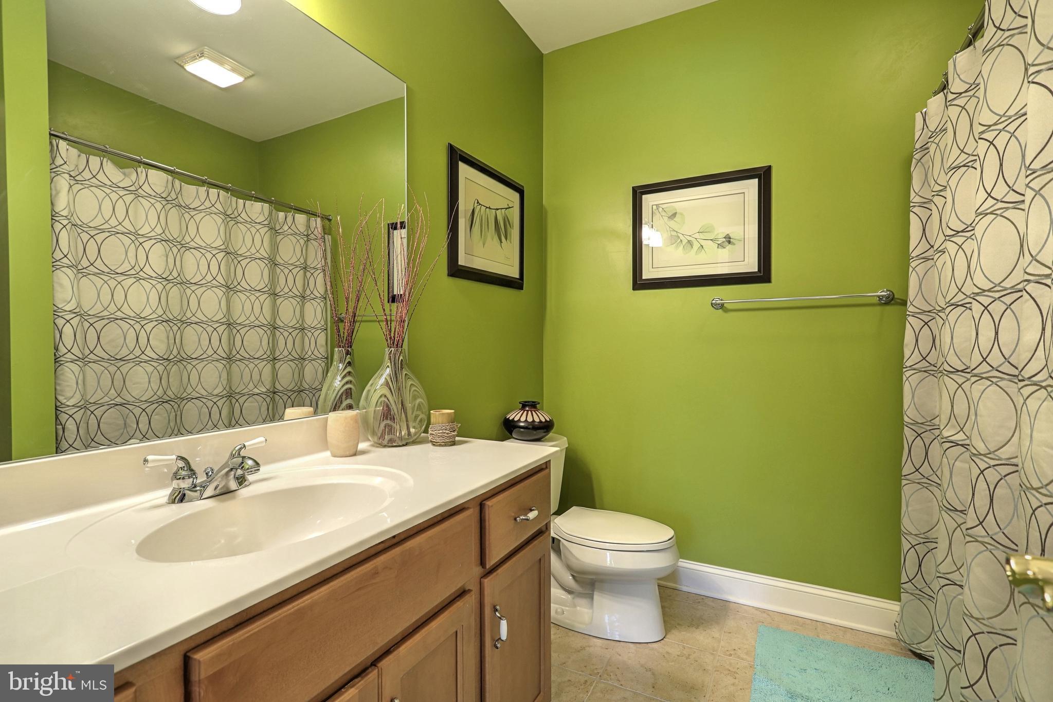 HAMPDEN SUMMIT - Residential