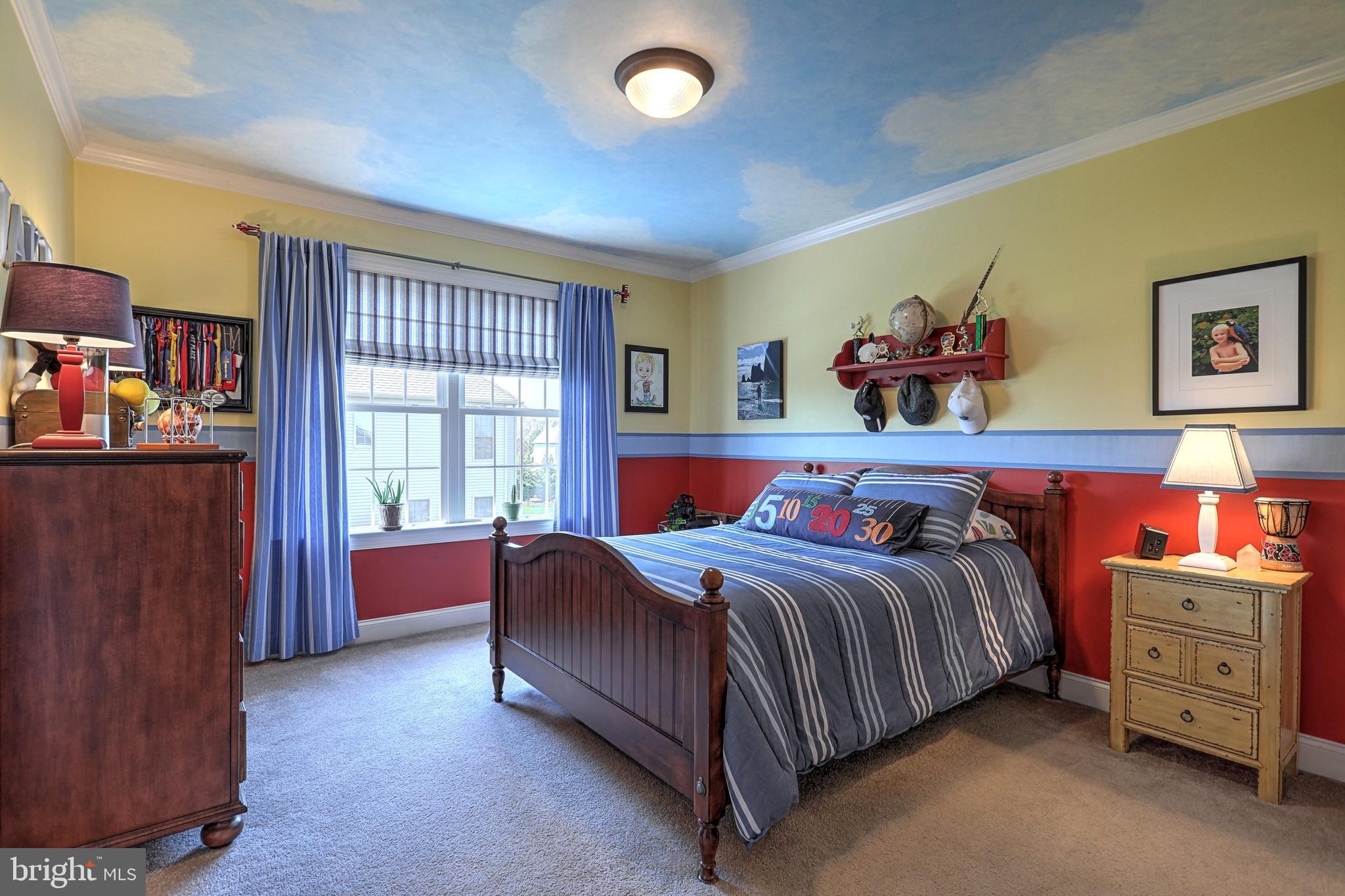 HAMPDEN SUMMIT - Residential