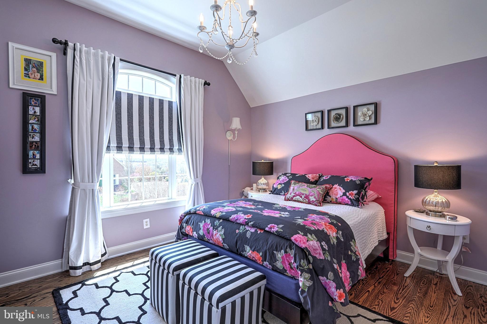 HAMPDEN SUMMIT - Residential