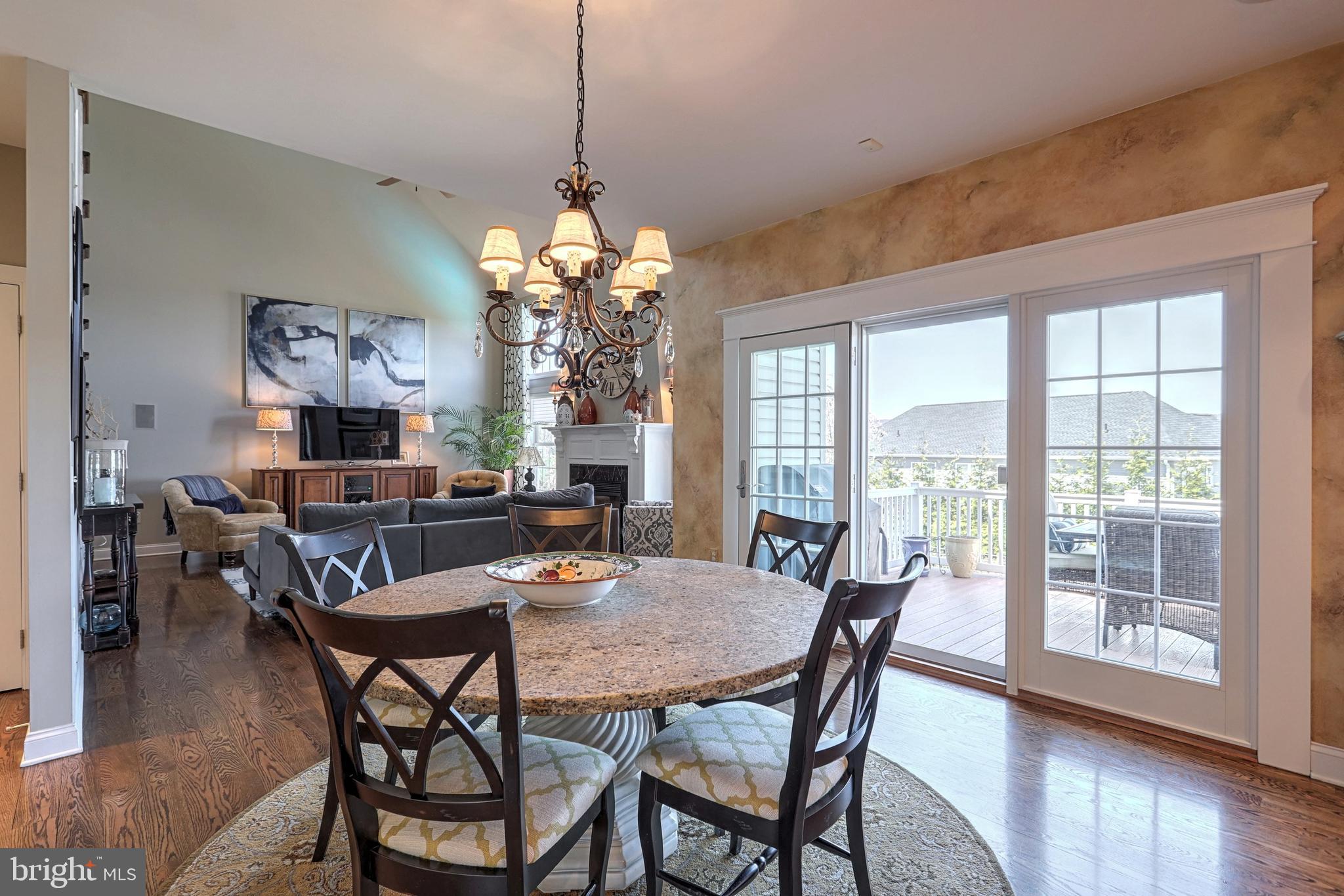 HAMPDEN SUMMIT - Residential