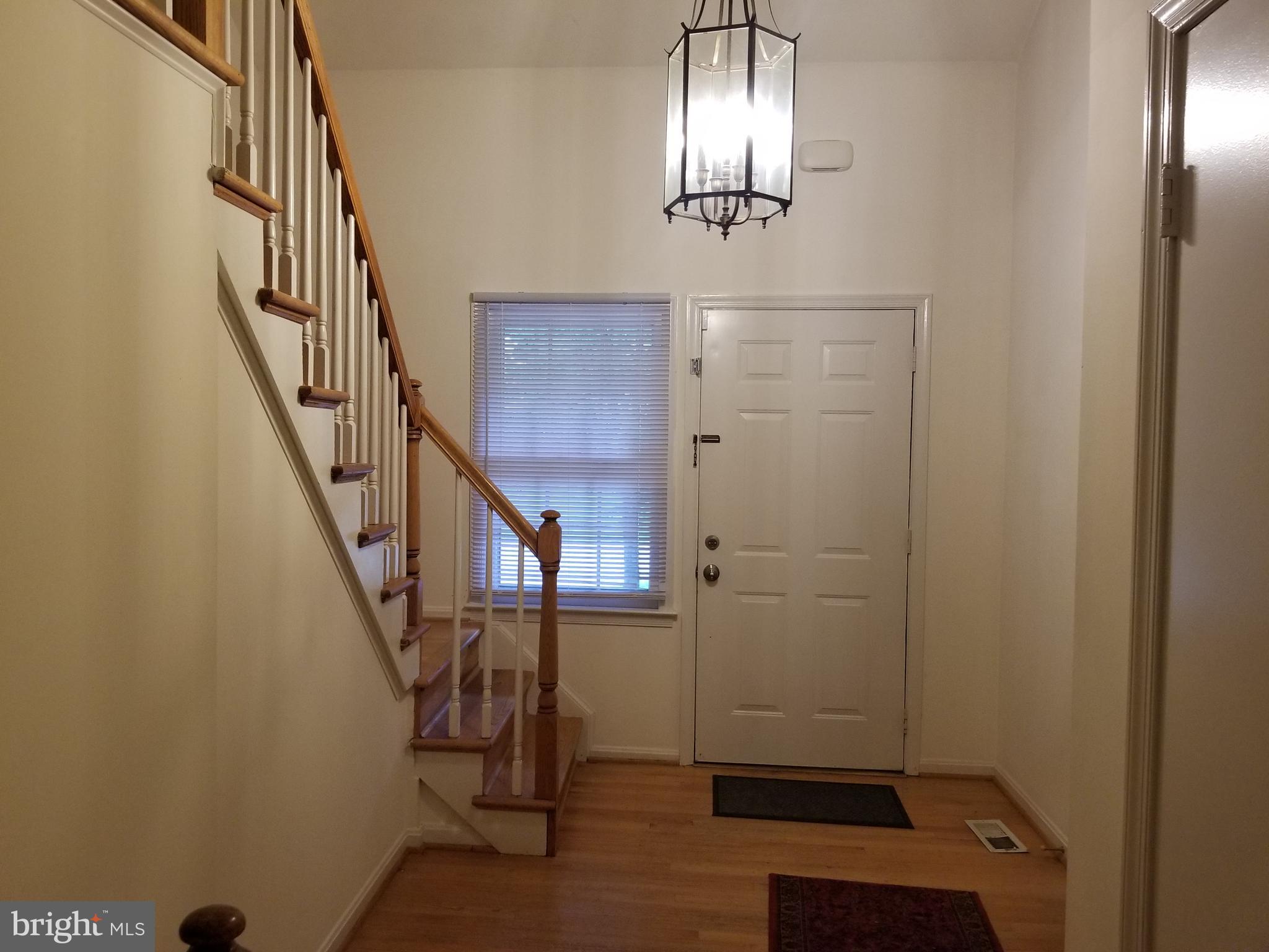 STRATTON COMMONS - Residential Lease