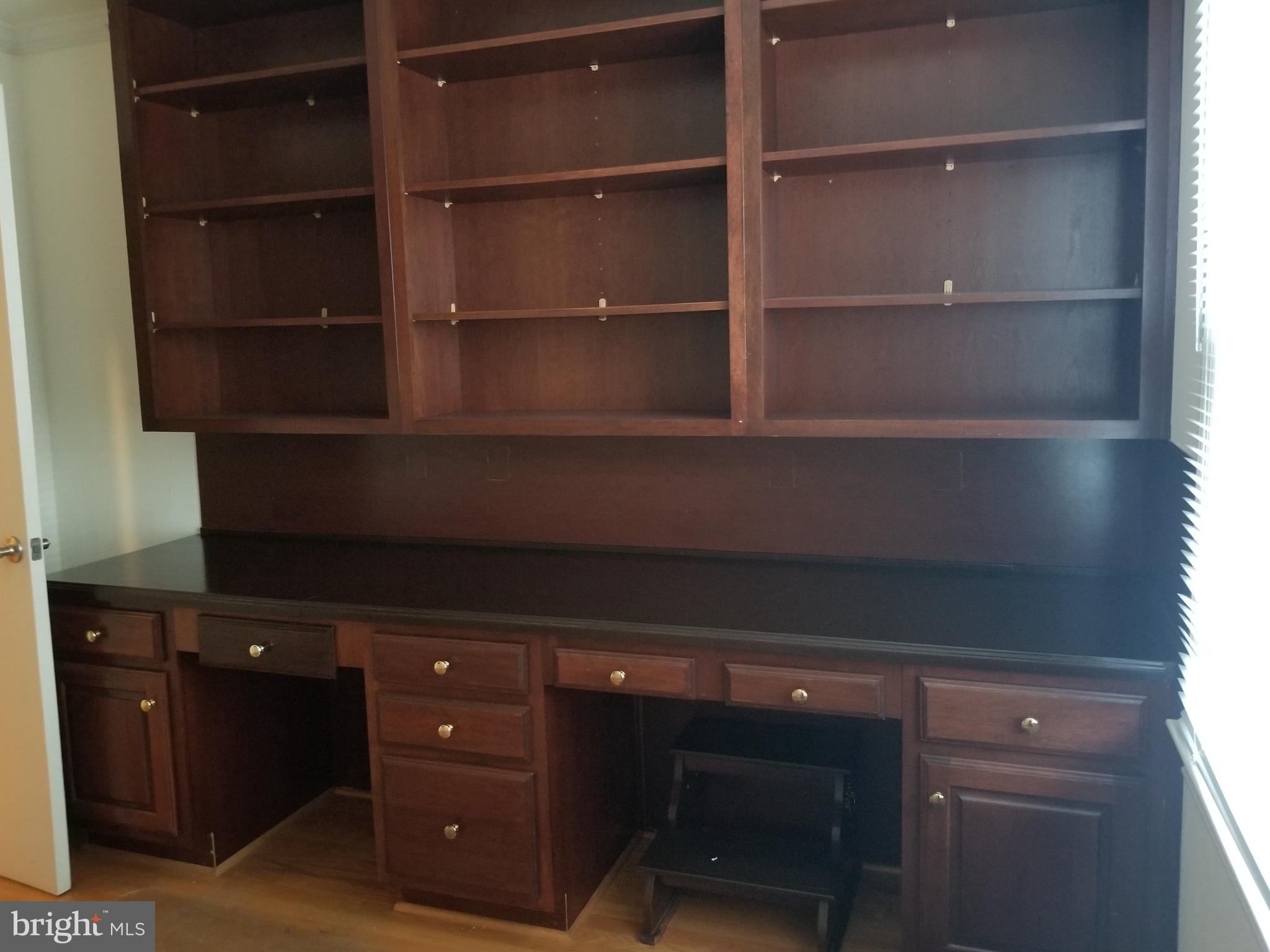 STRATTON COMMONS - Residential Lease