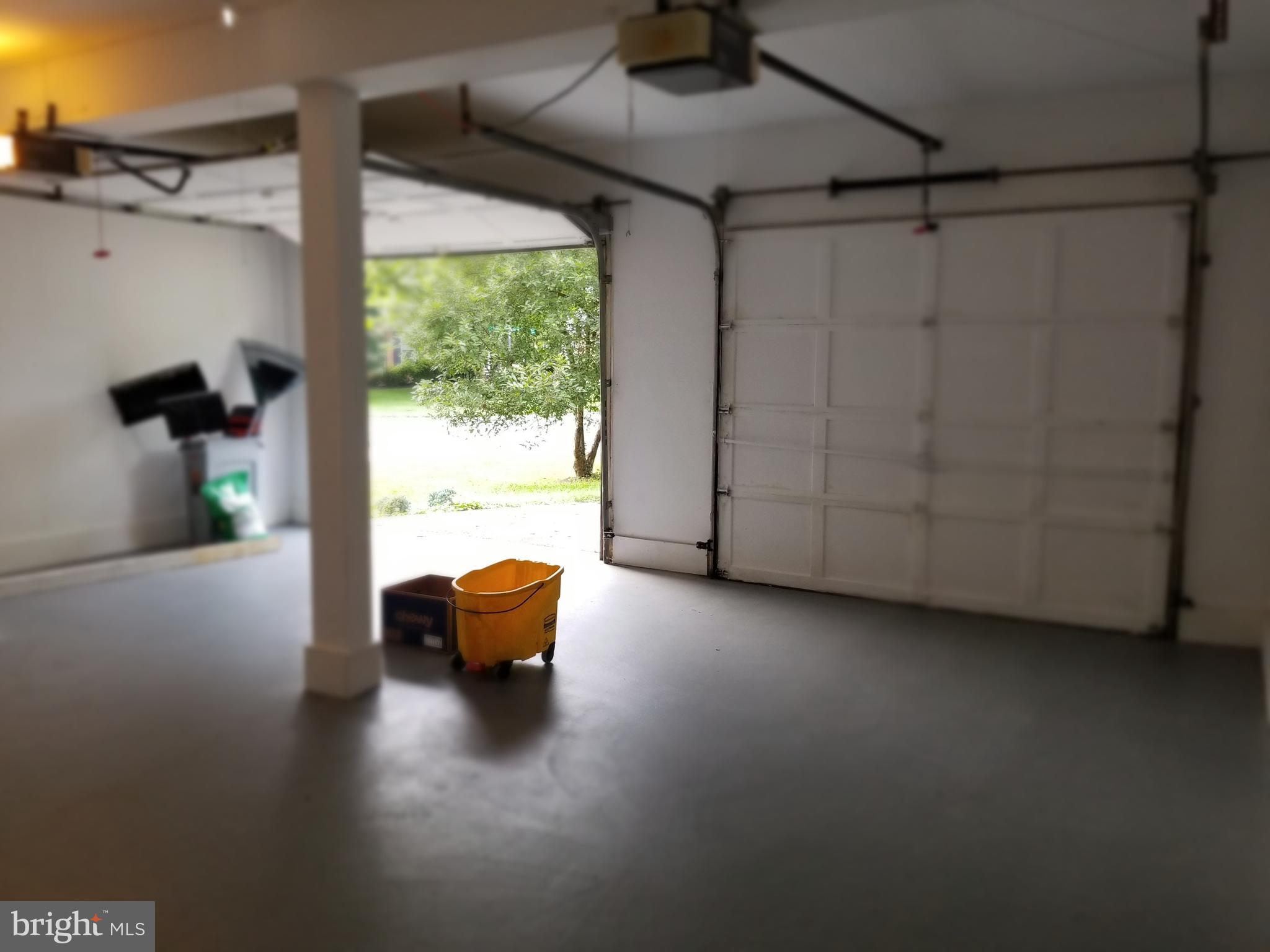 STRATTON COMMONS - Residential Lease