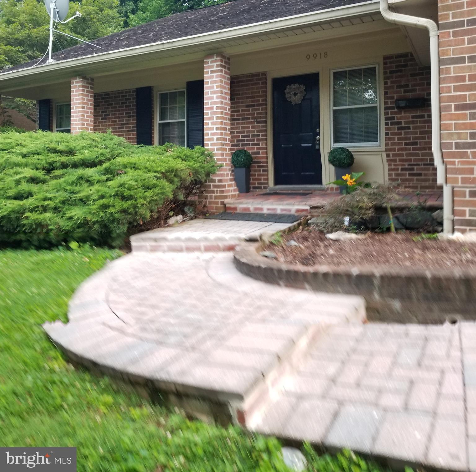 STRATTON COMMONS - Residential Lease