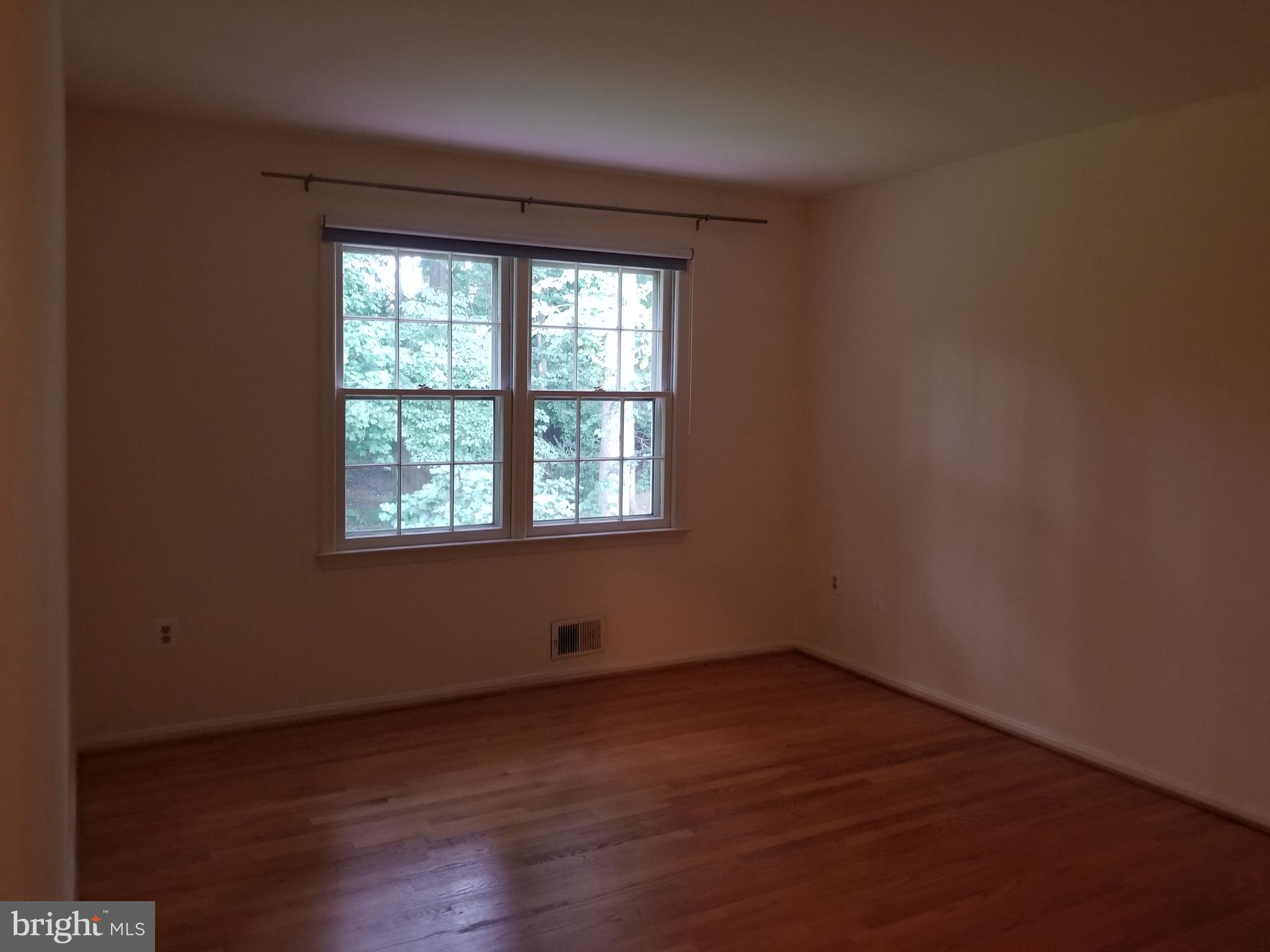 STRATTON COMMONS - Residential Lease