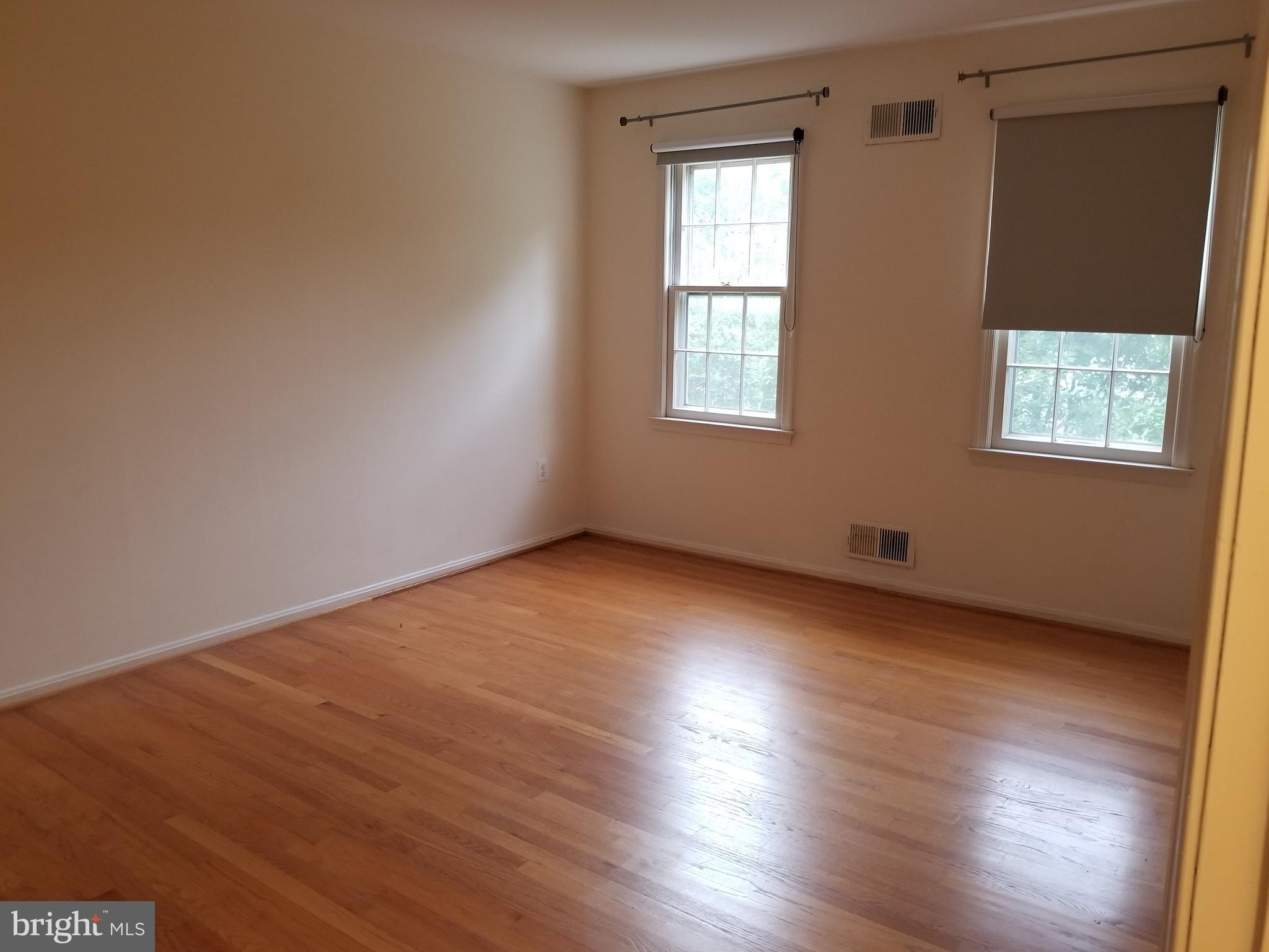 STRATTON COMMONS - Residential Lease