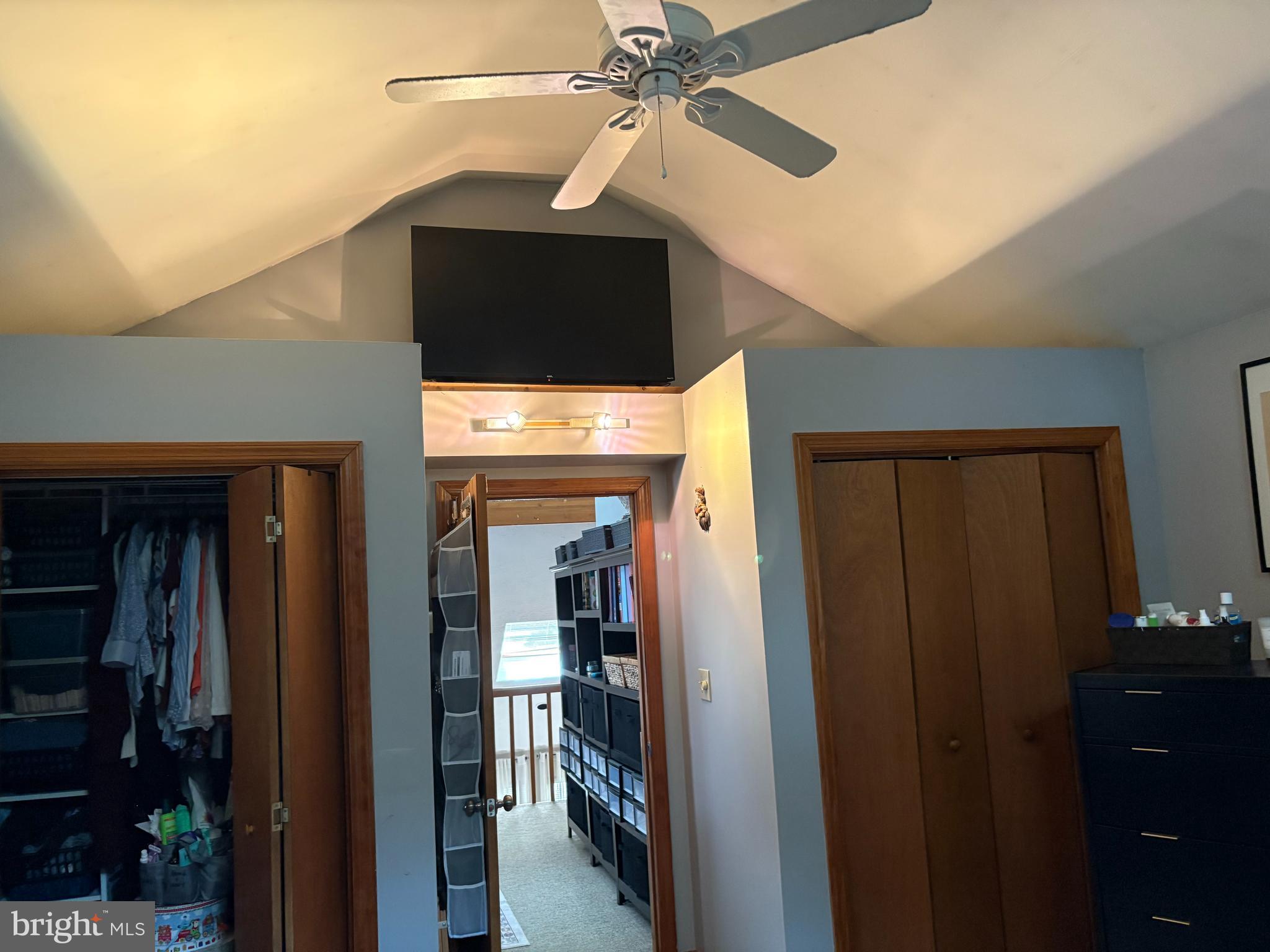 PINE RIDGE - Residential