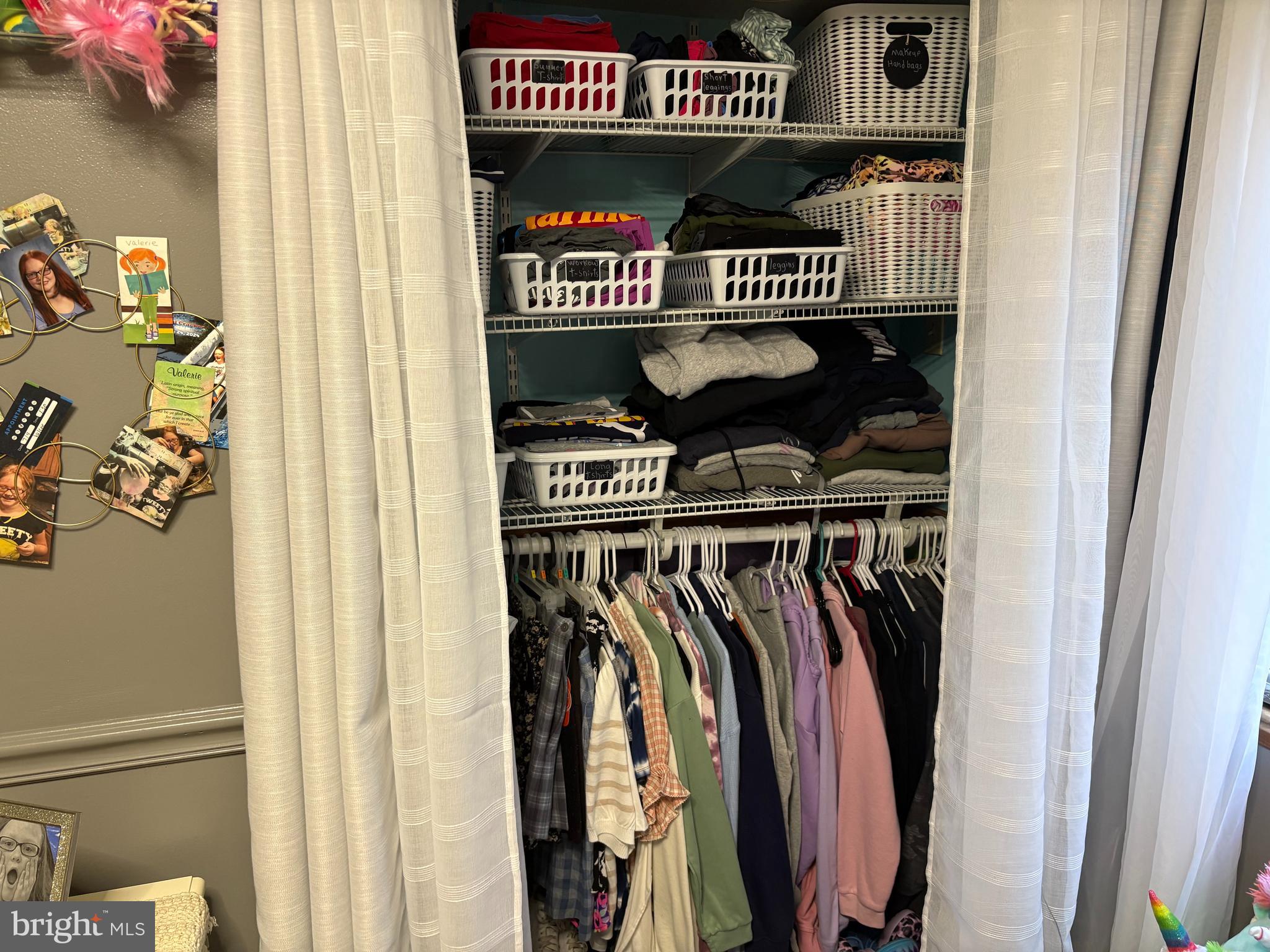 PINE RIDGE - Residential