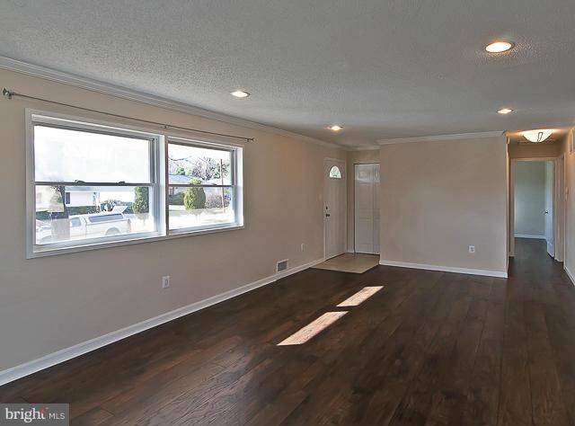 BELMONT - Residential