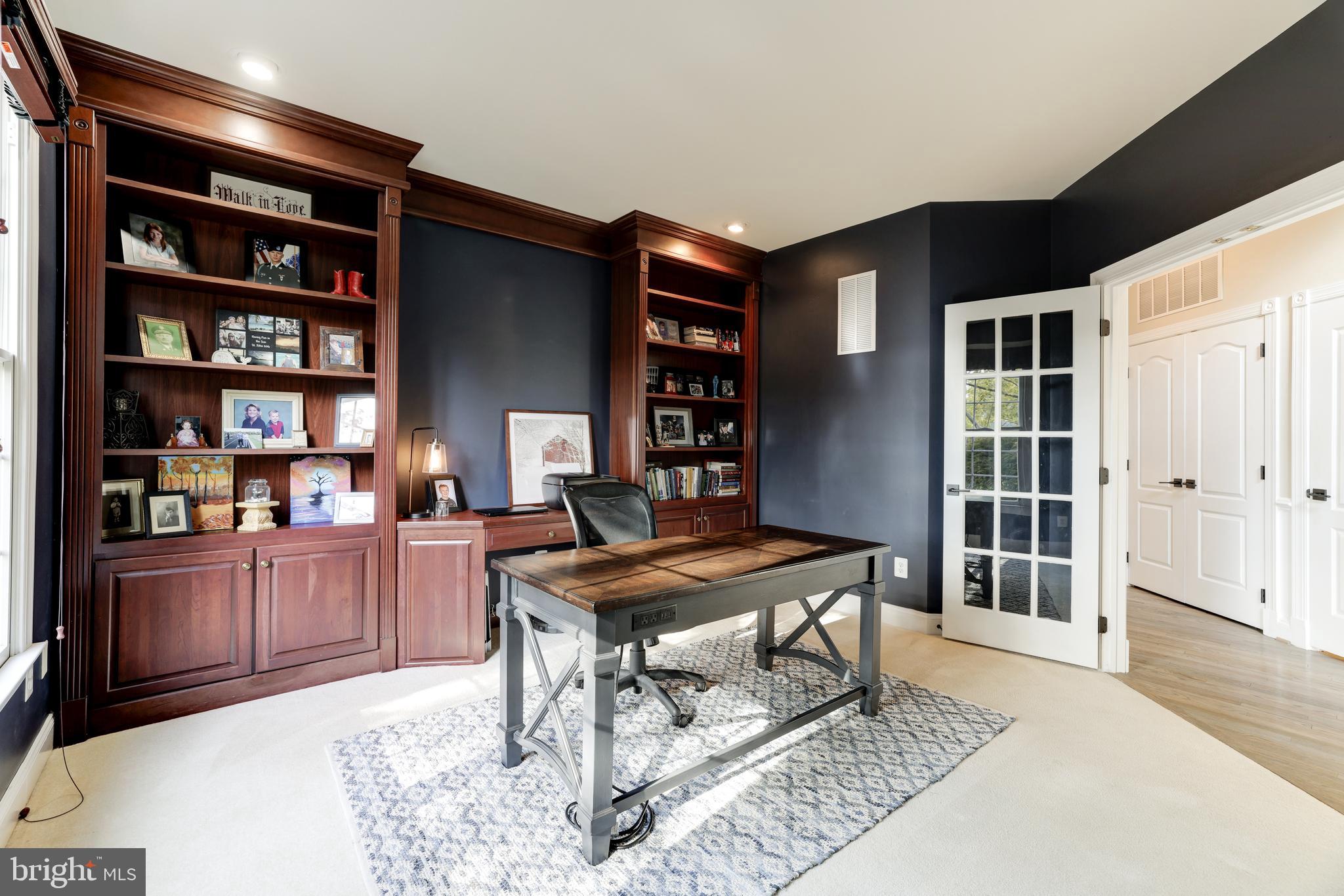 BELMONT COUNTRY CLUB - Residential