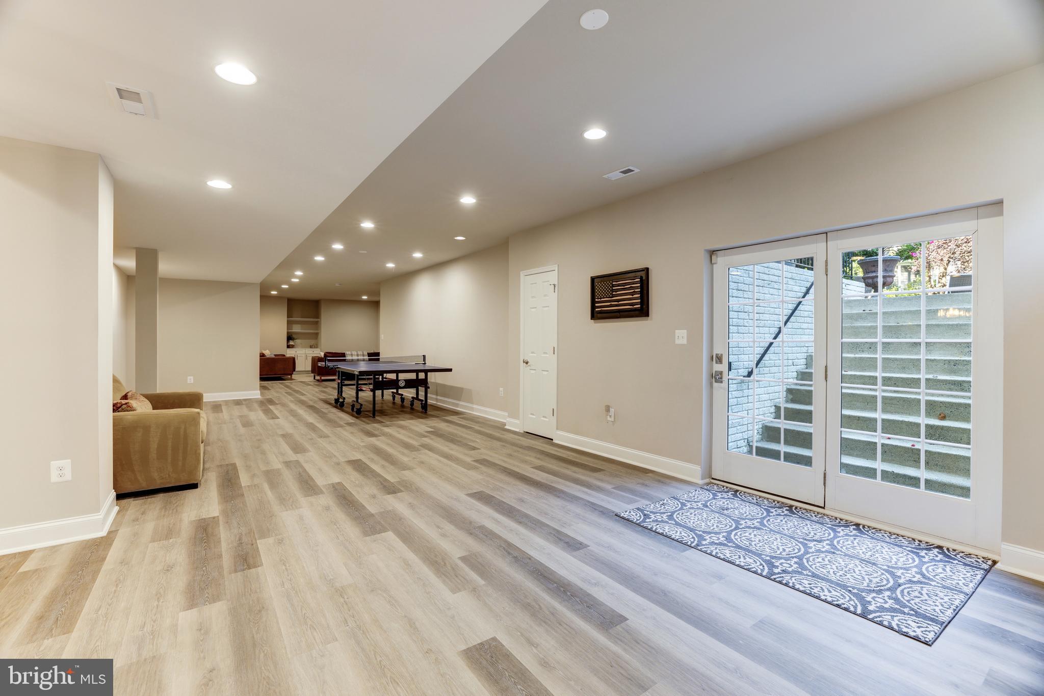 BELMONT COUNTRY CLUB - Residential