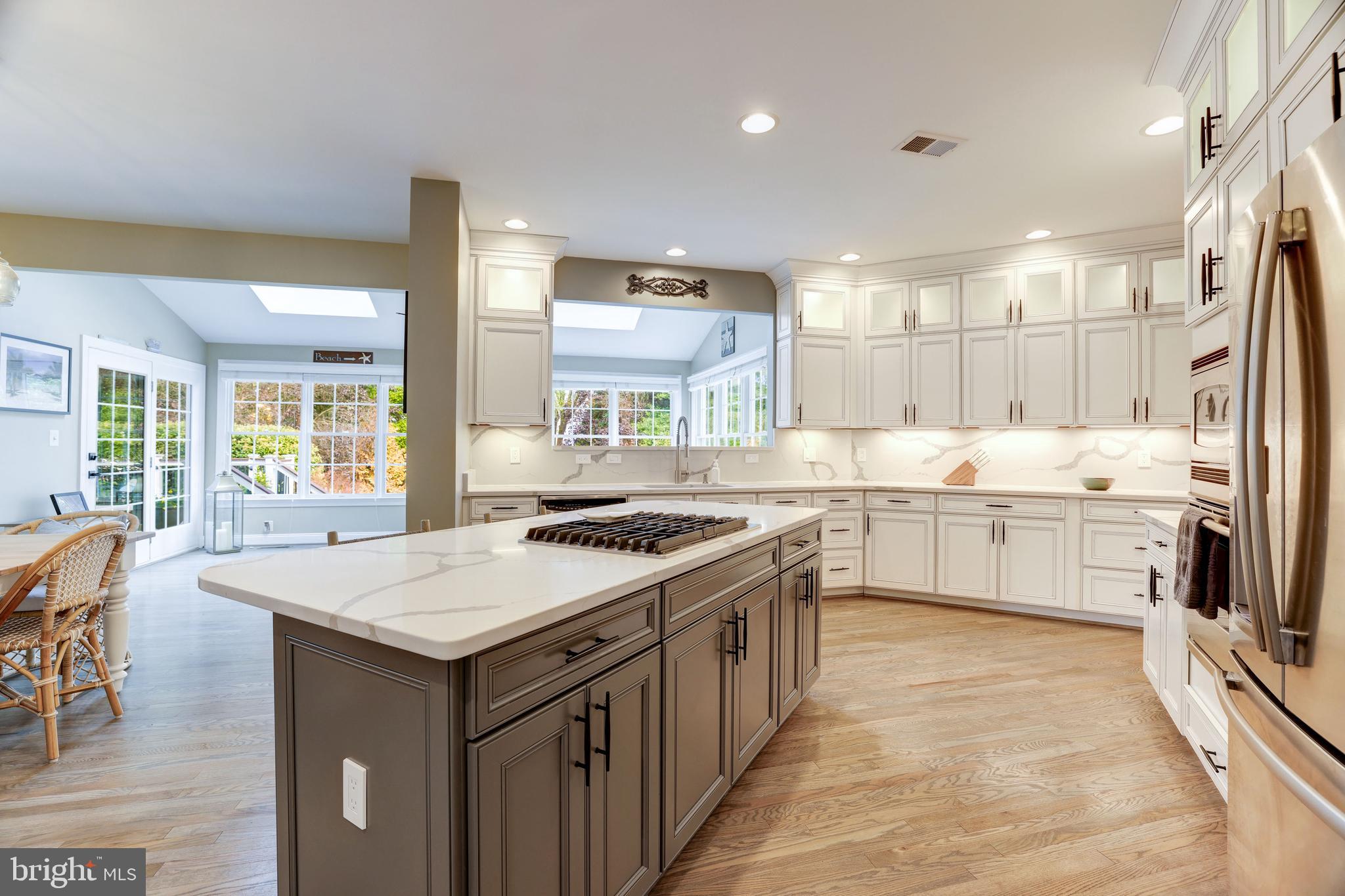 BELMONT COUNTRY CLUB - Residential