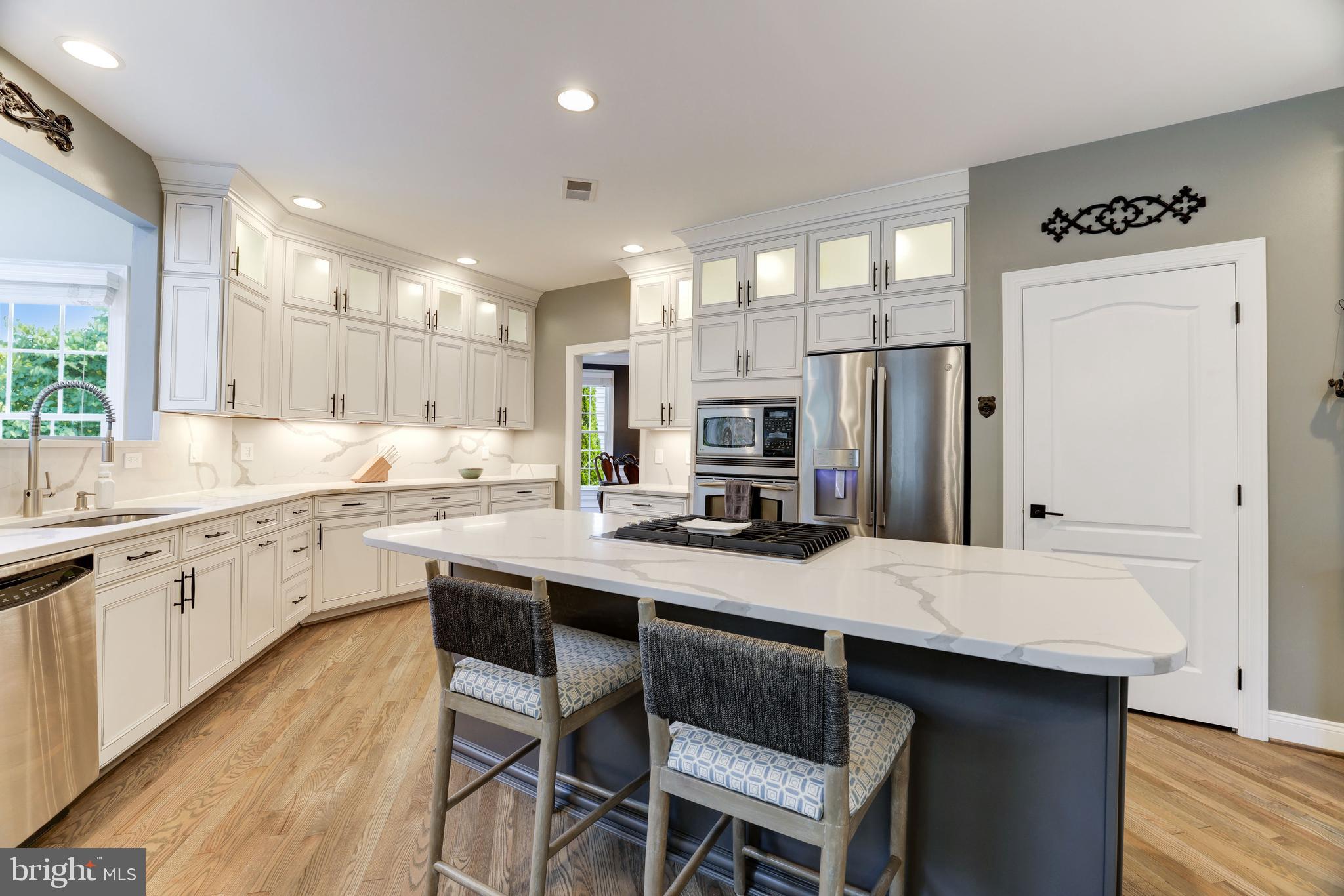 BELMONT COUNTRY CLUB - Residential