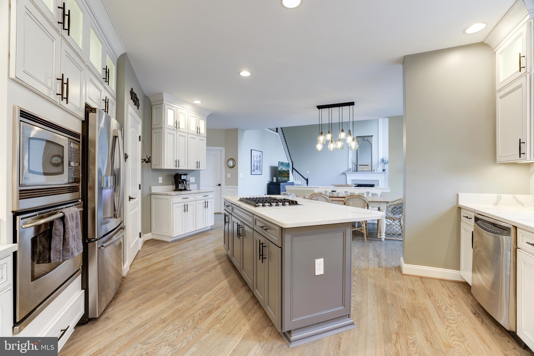 BELMONT COUNTRY CLUB - Residential