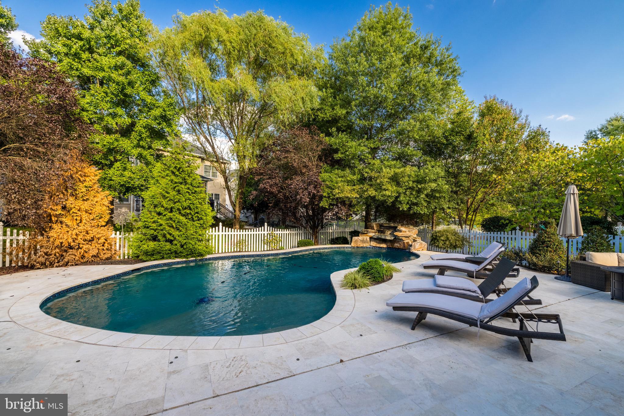 BELMONT COUNTRY CLUB - Residential