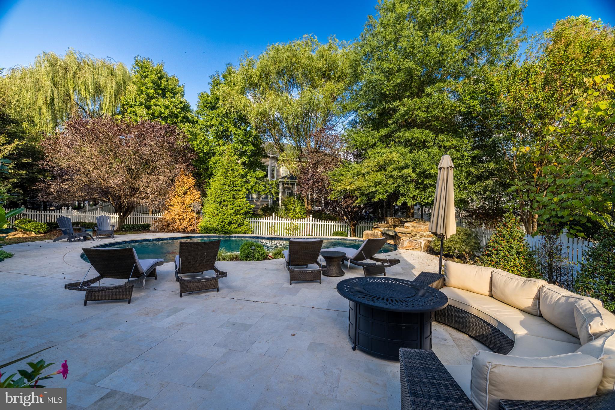 BELMONT COUNTRY CLUB - Residential