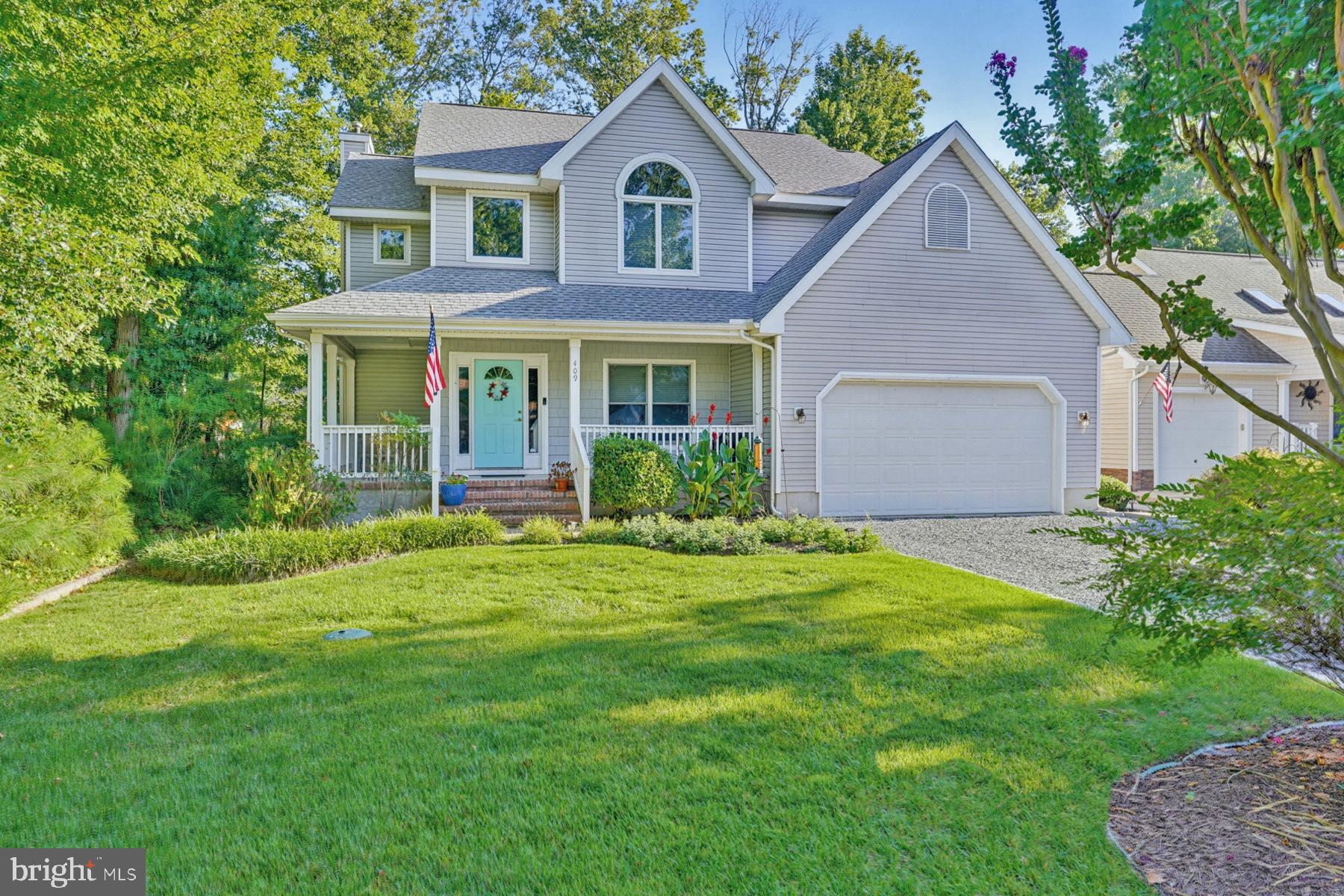 409 BEACHWOOD LANE