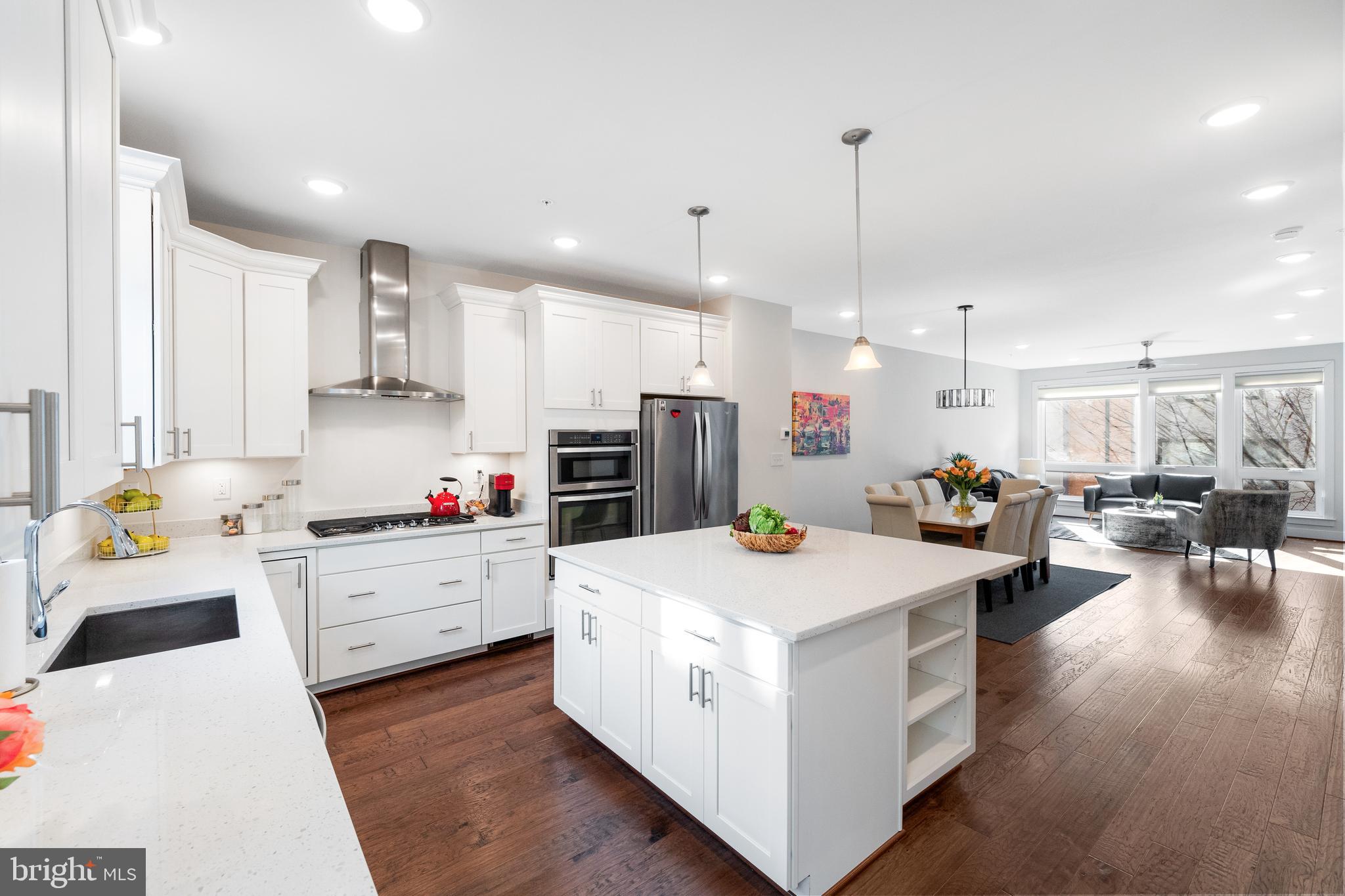 CAMERON PARK - Residential