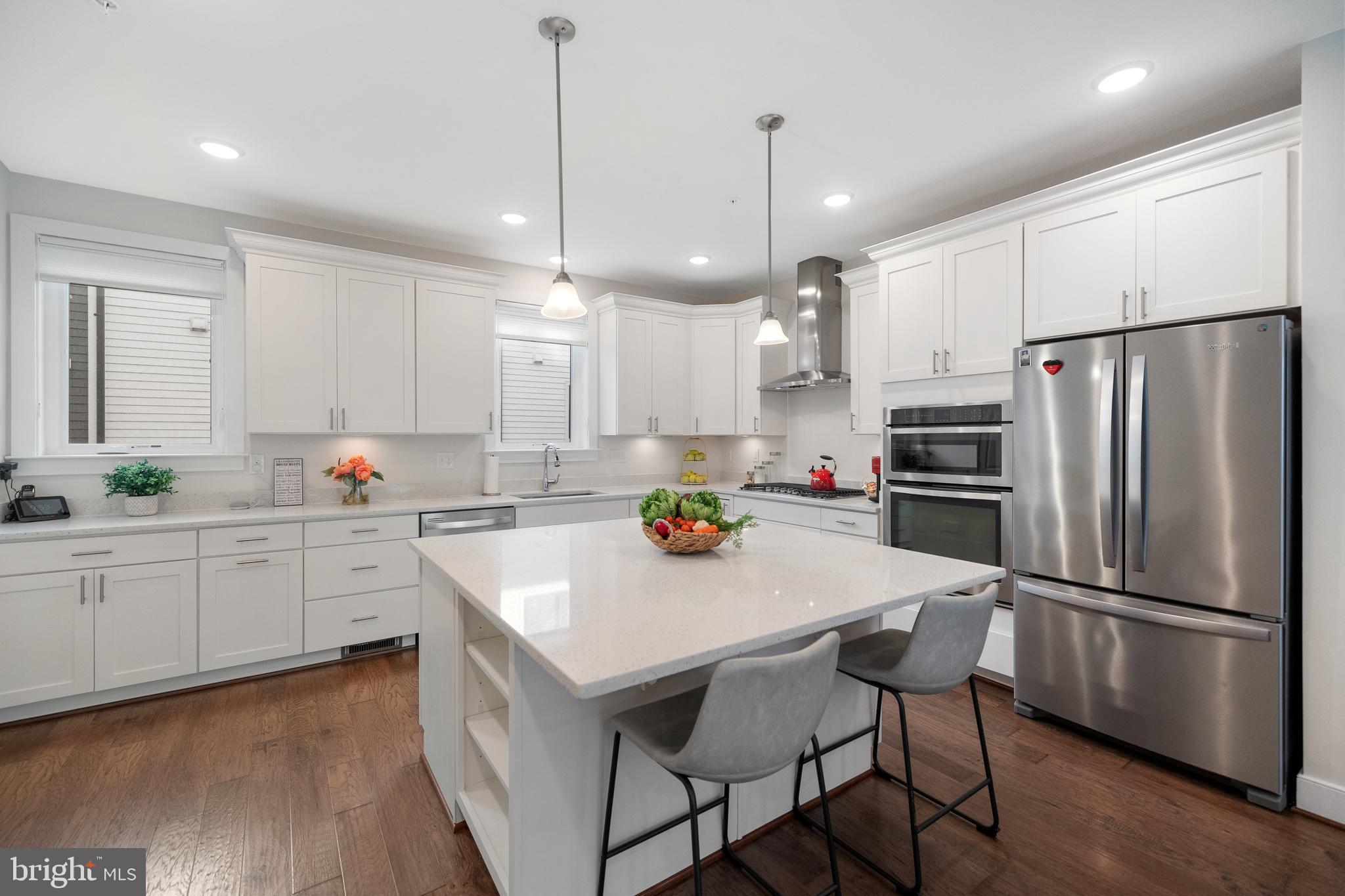 CAMERON PARK - Residential