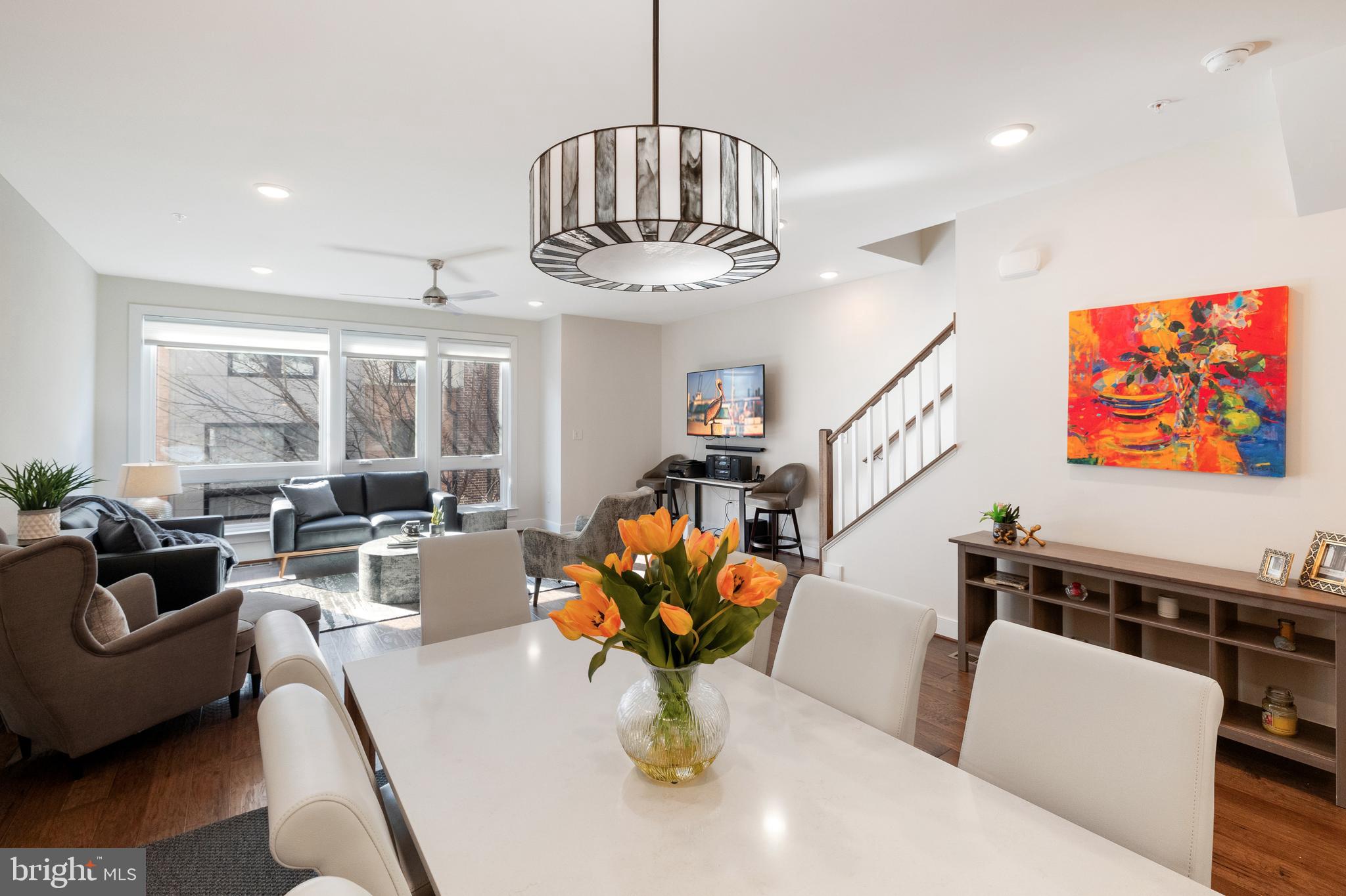 CAMERON PARK - Residential