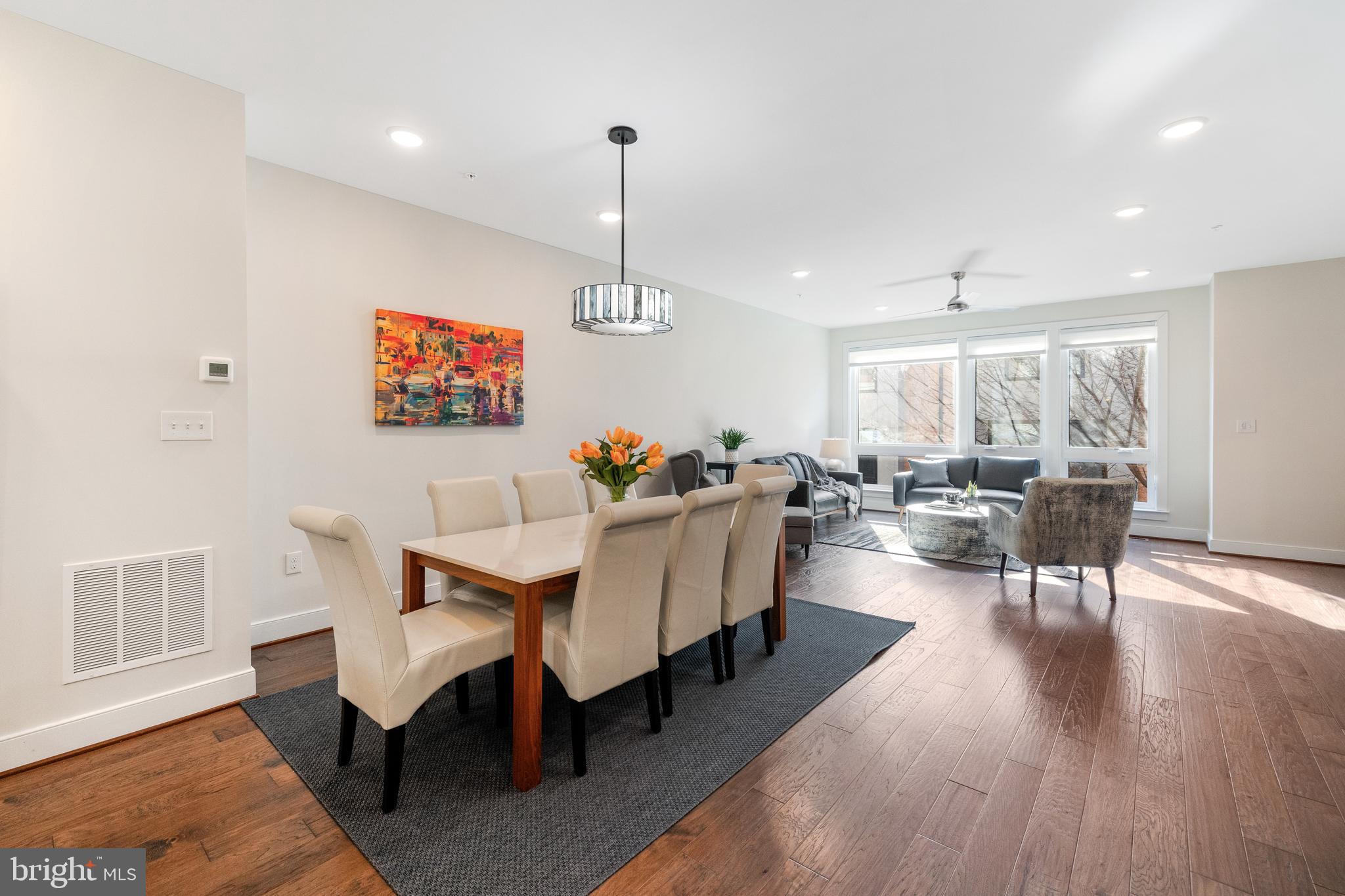 CAMERON PARK - Residential