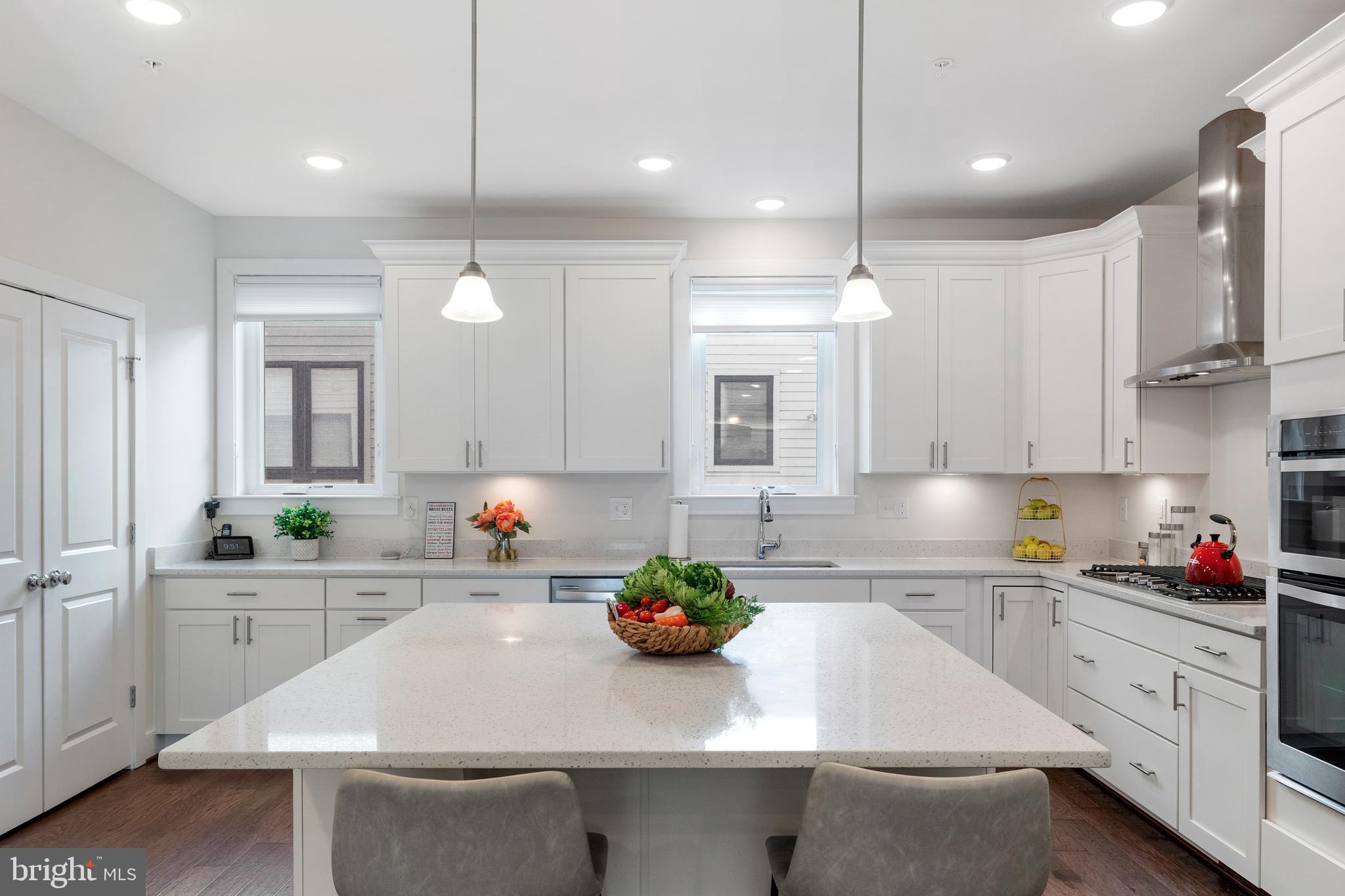 CAMERON PARK - Residential