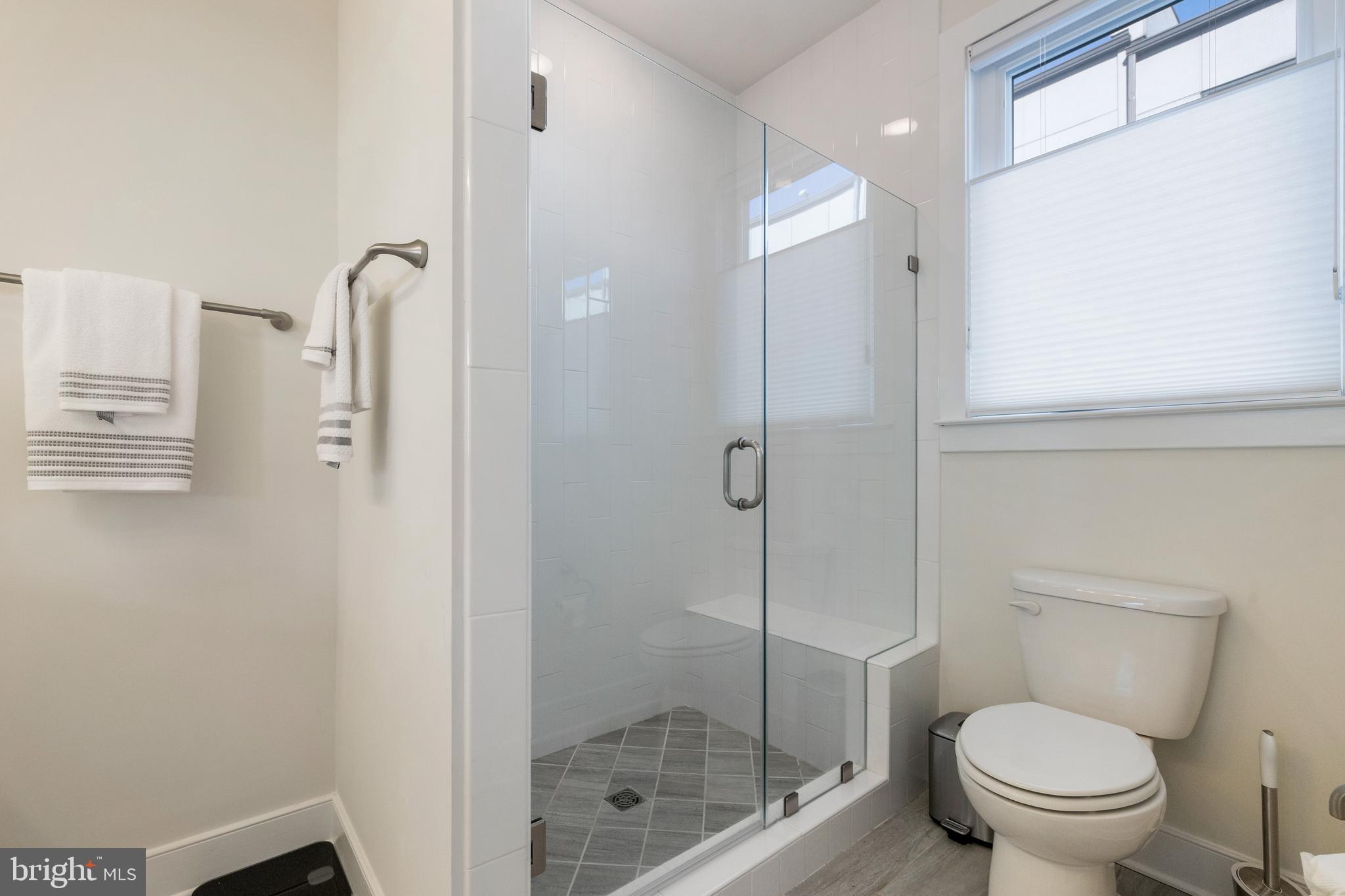 CAMERON PARK - Residential