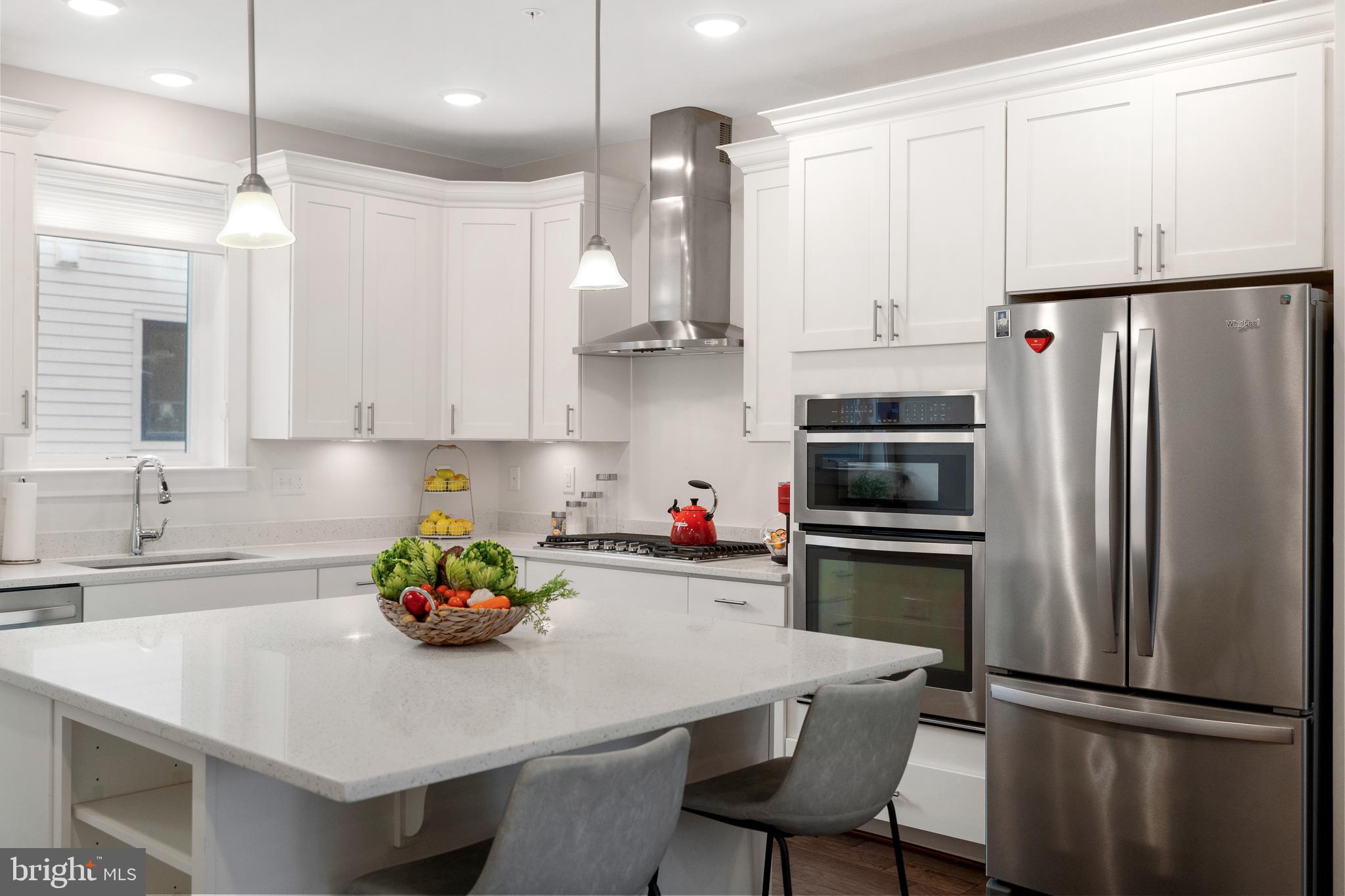 CAMERON PARK - Residential