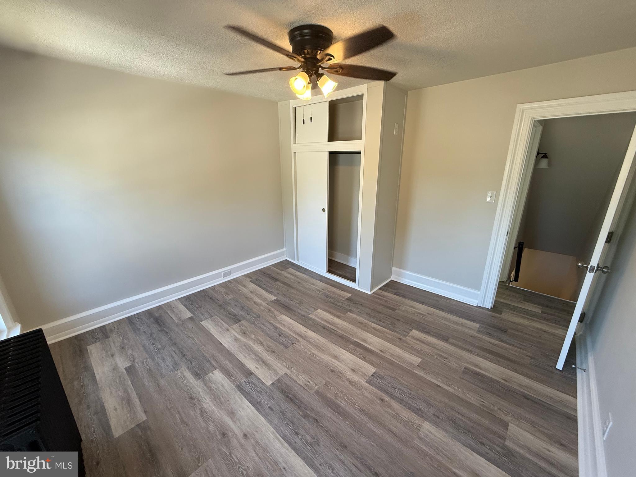 MANSION HEIGHTS - Residential Lease