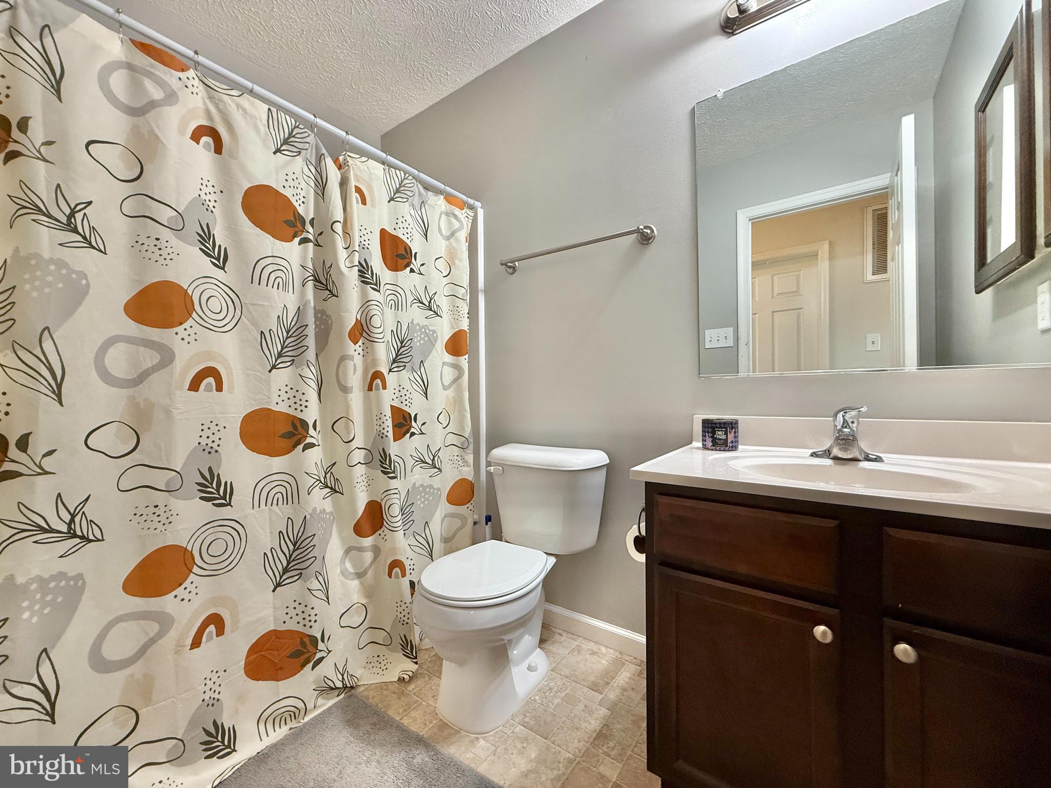 PEBBLE RIDGE - Residential