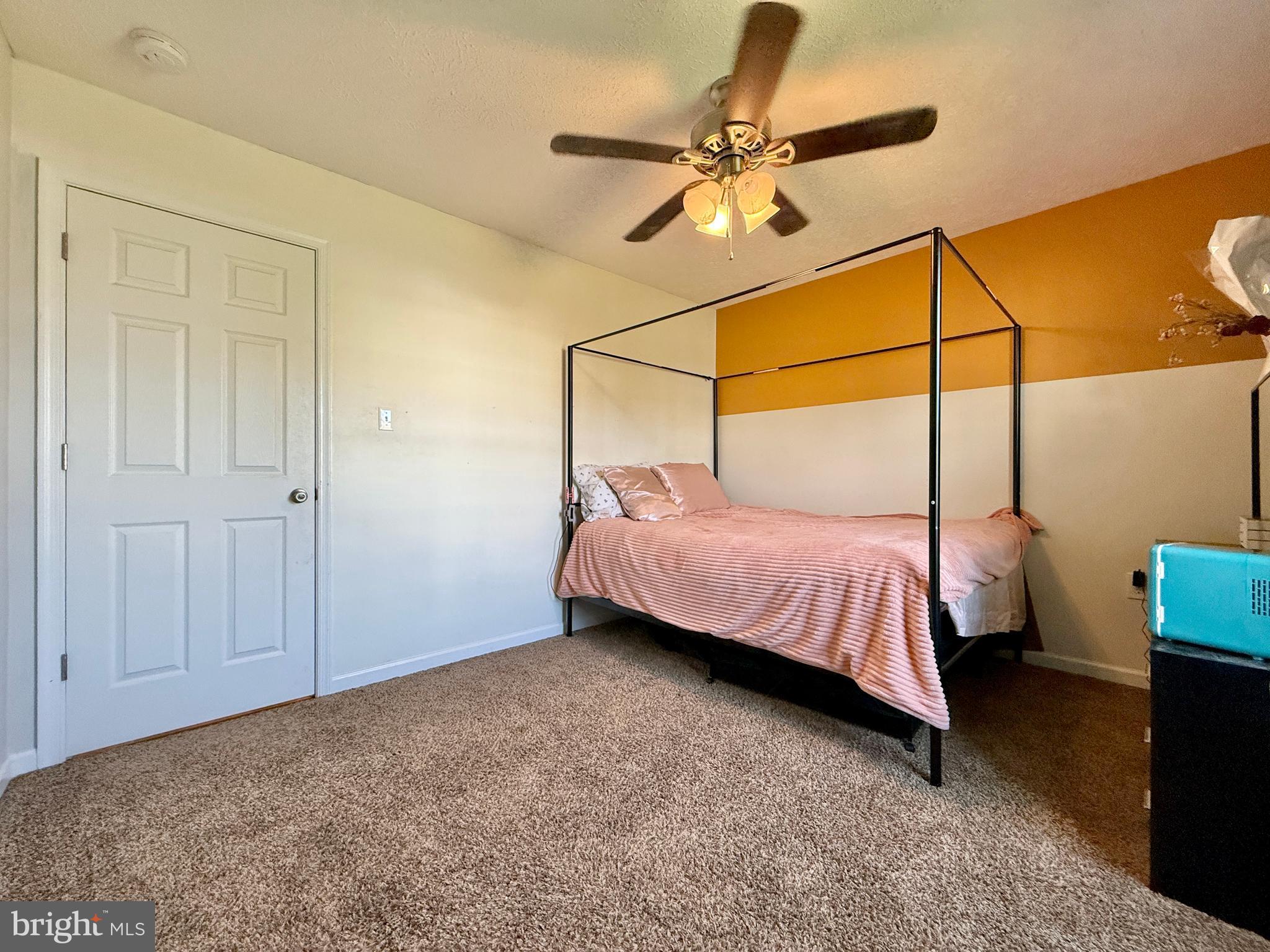 PEBBLE RIDGE - Residential