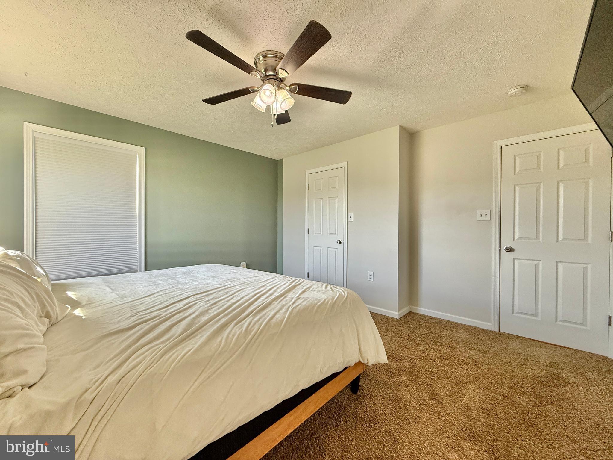 PEBBLE RIDGE - Residential