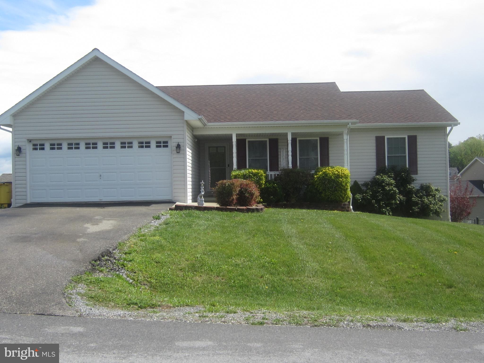 PEBBLE RIDGE - Residential