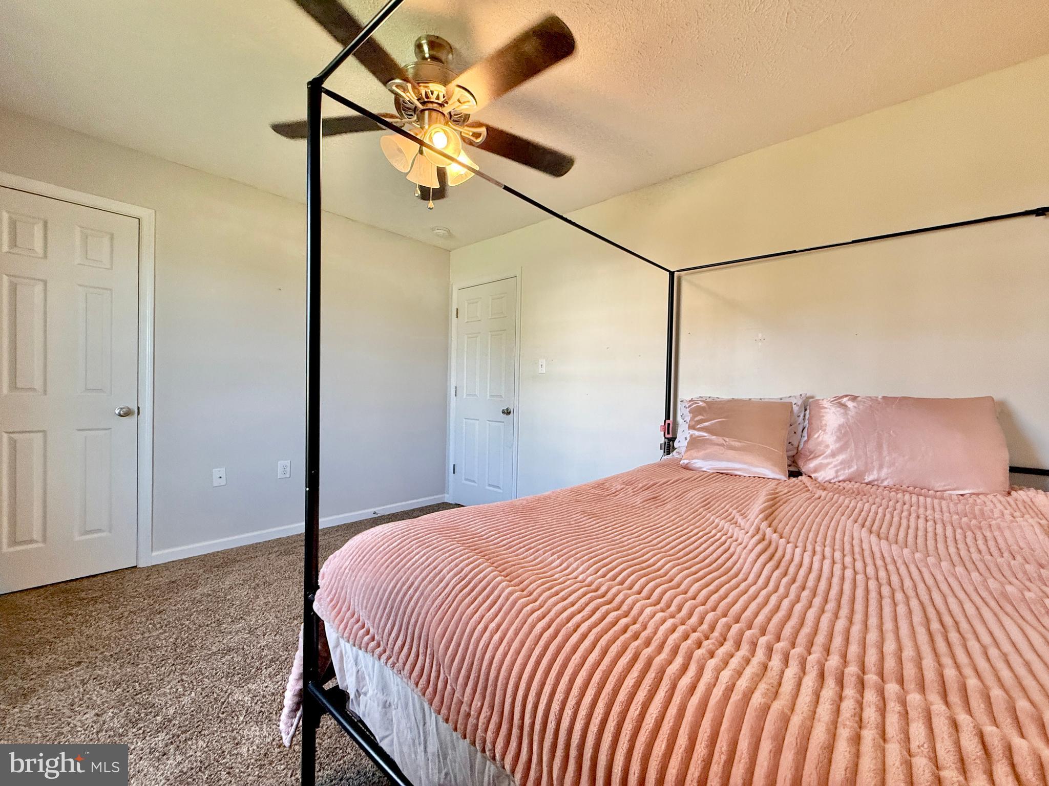 PEBBLE RIDGE - Residential