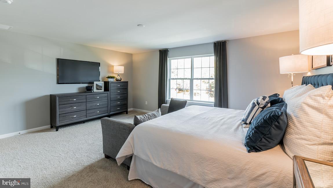 HILLS AT VALLEY VIEW - Residential