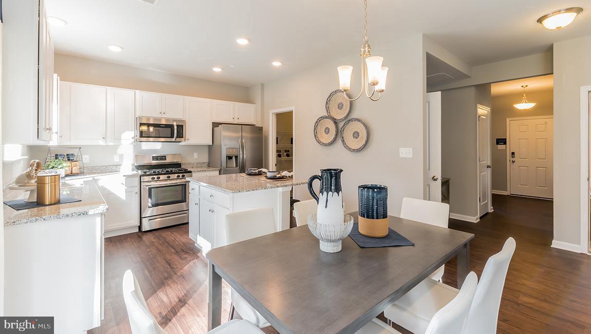 HILLS AT VALLEY VIEW - Residential