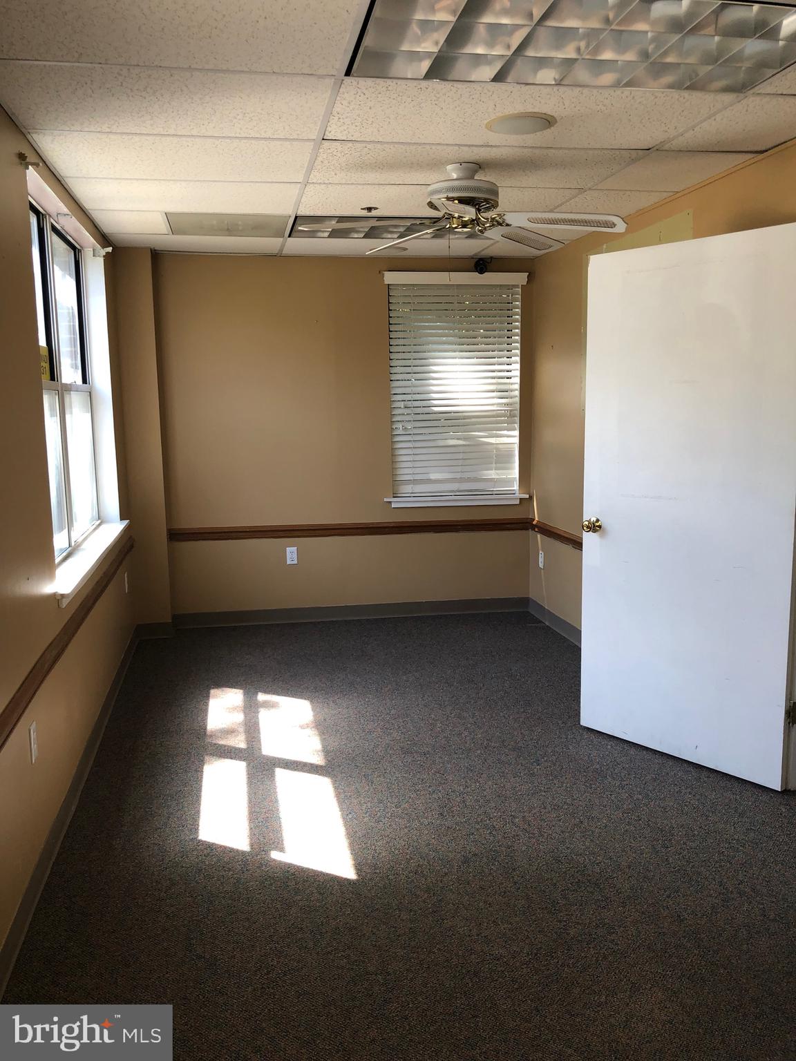 OLDE FORT SQUARE CONDO P - Commercial Lease