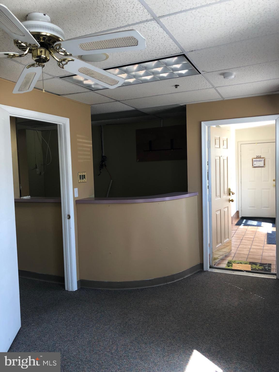 OLDE FORT SQUARE CONDO P - Commercial Lease