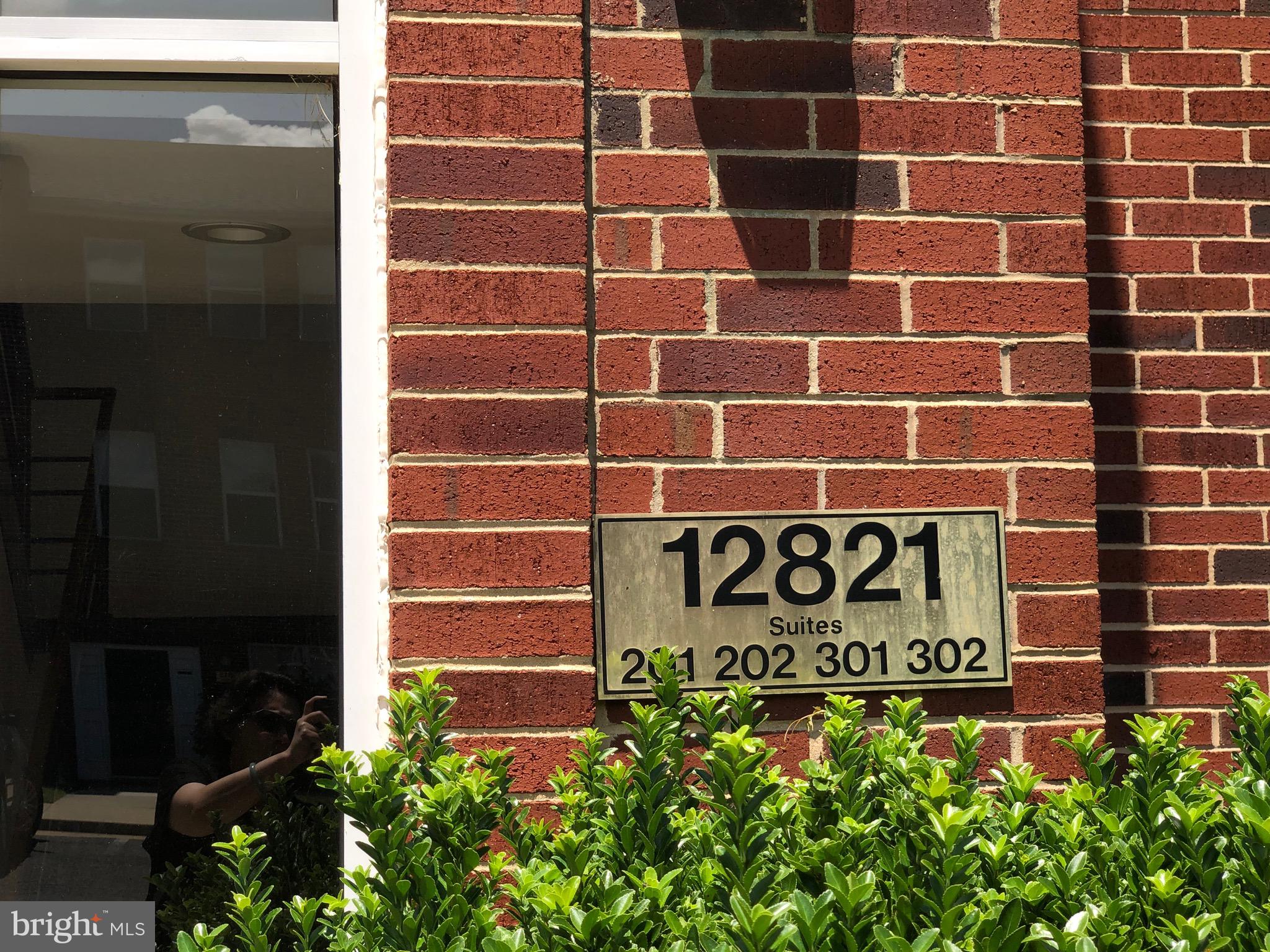 OLDE FORT SQUARE CONDO P - Commercial Lease