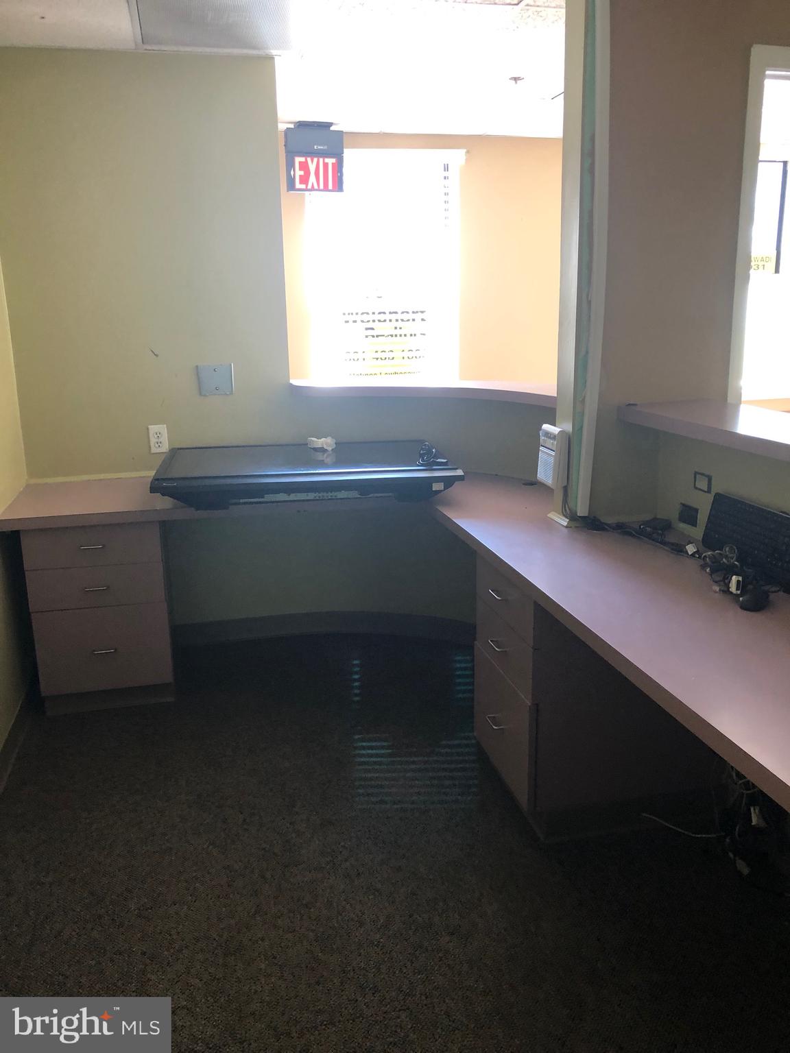 OLDE FORT SQUARE CONDO P - Commercial Lease