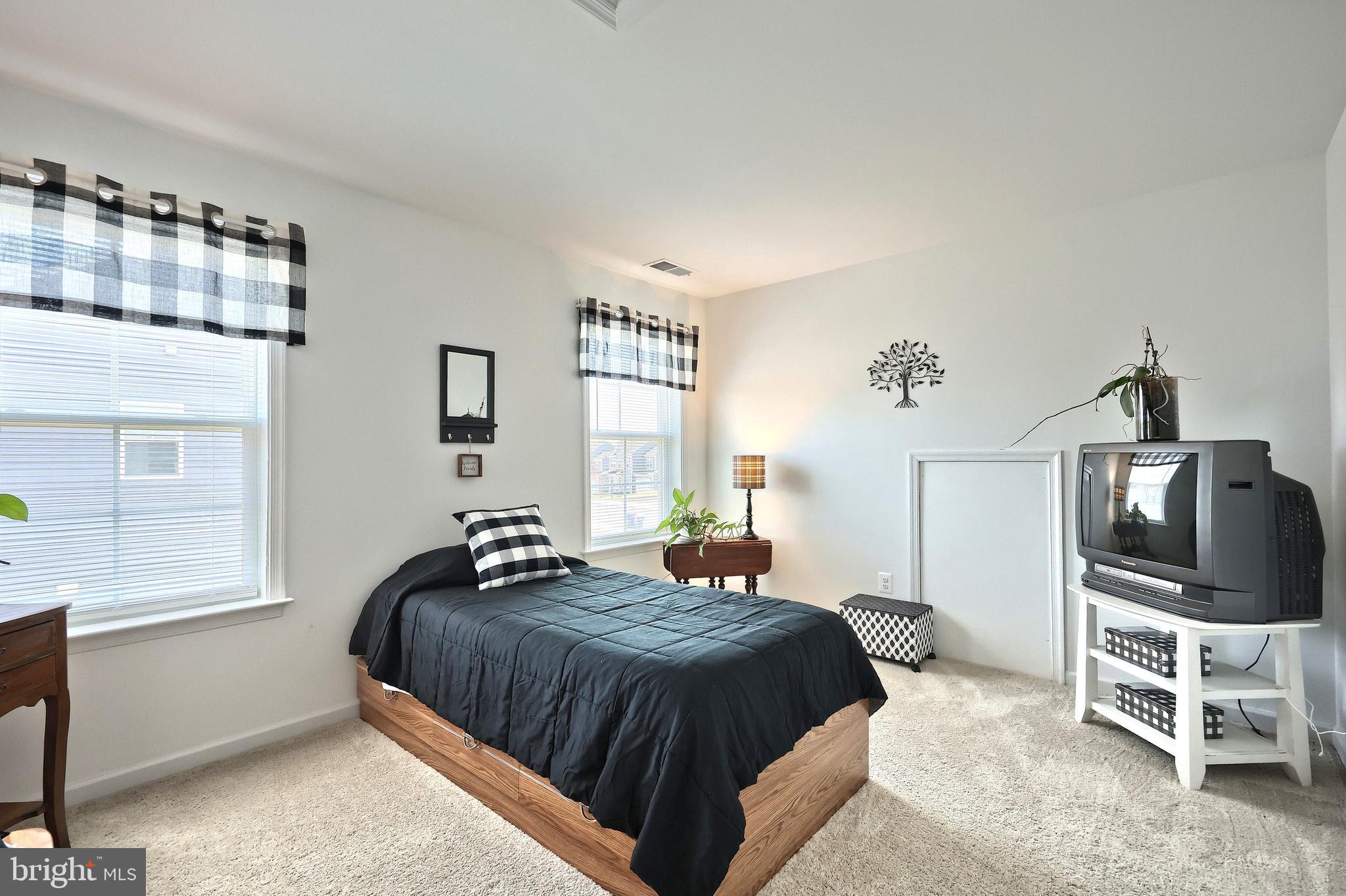 PRINLAND HEIGHTS - Residential