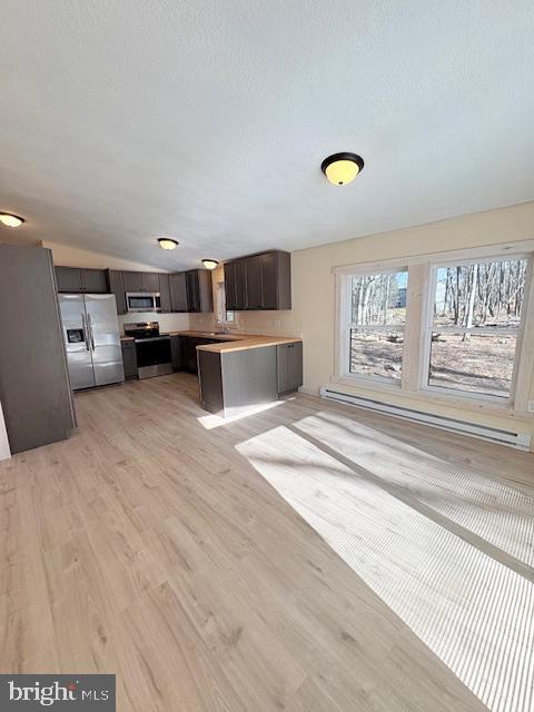 TOWAMENSING TRAIL - Residential