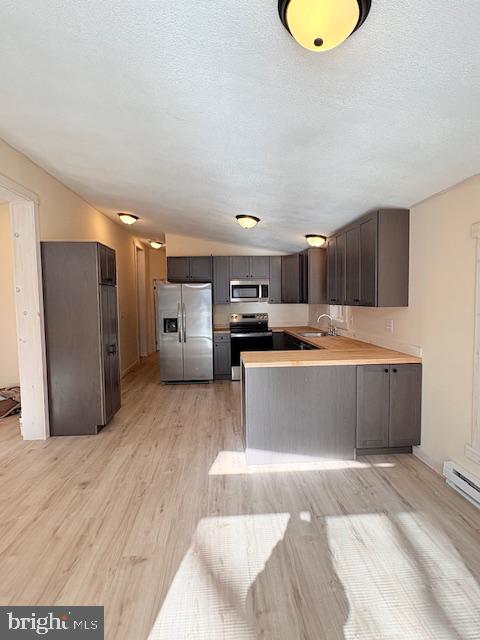 TOWAMENSING TRAIL - Residential