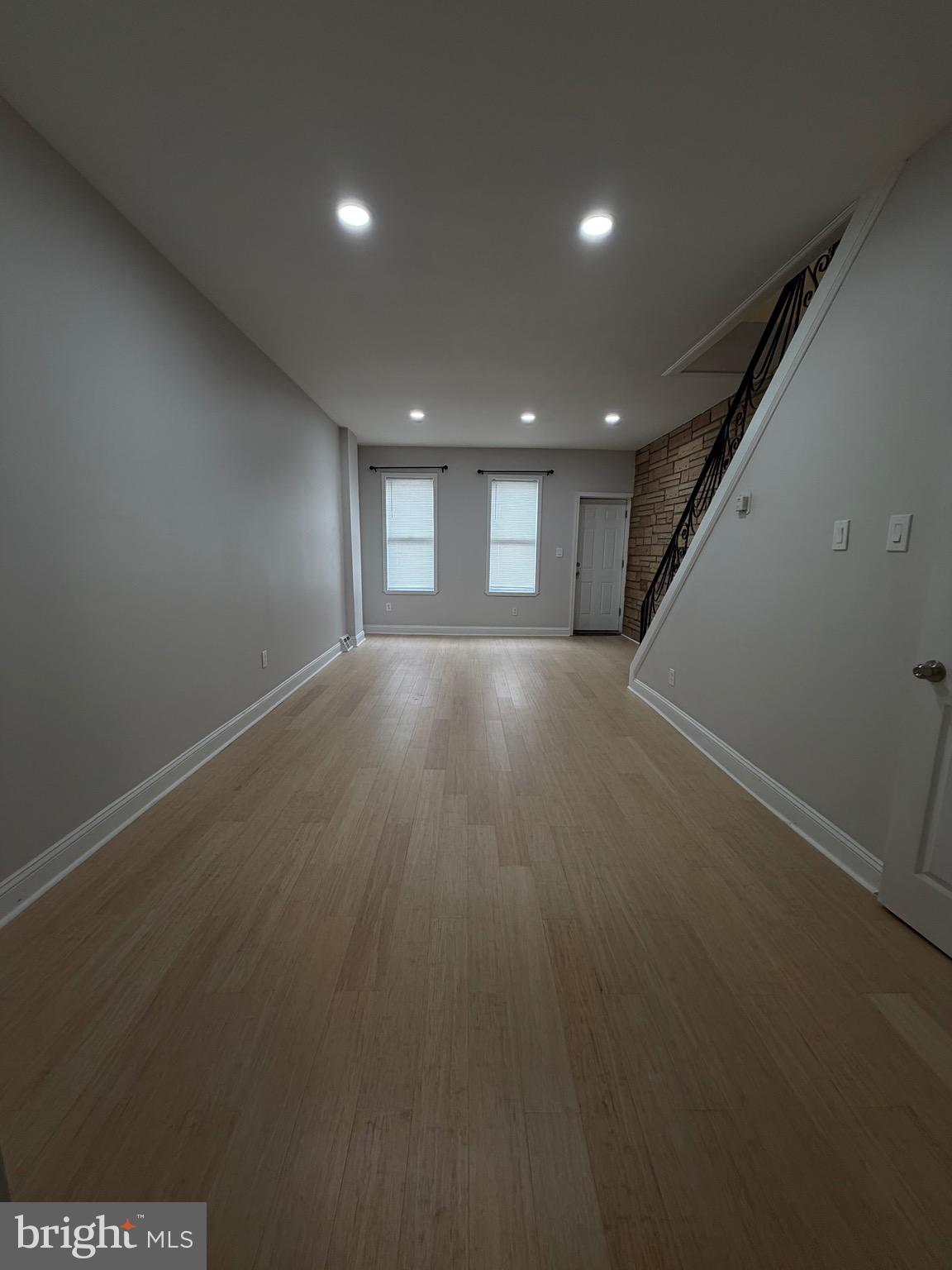 PORT RICHMOND - Residential