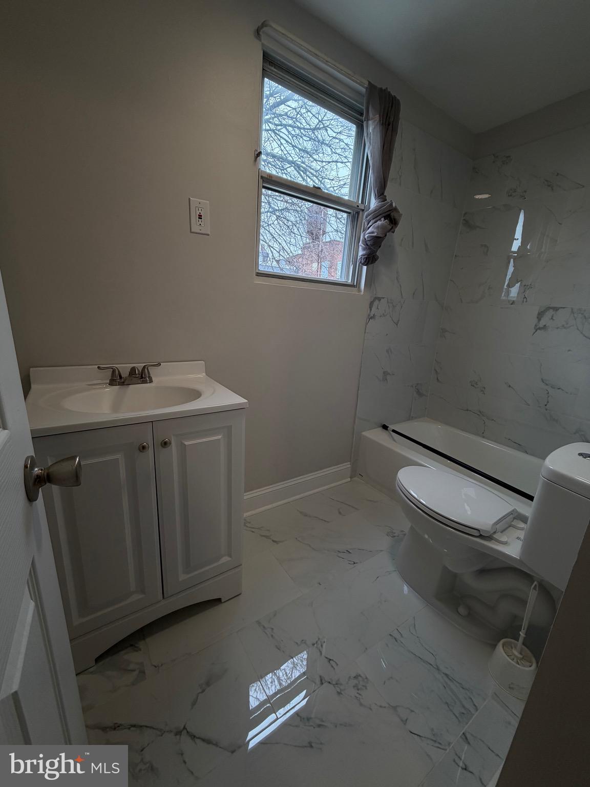 PORT RICHMOND - Residential