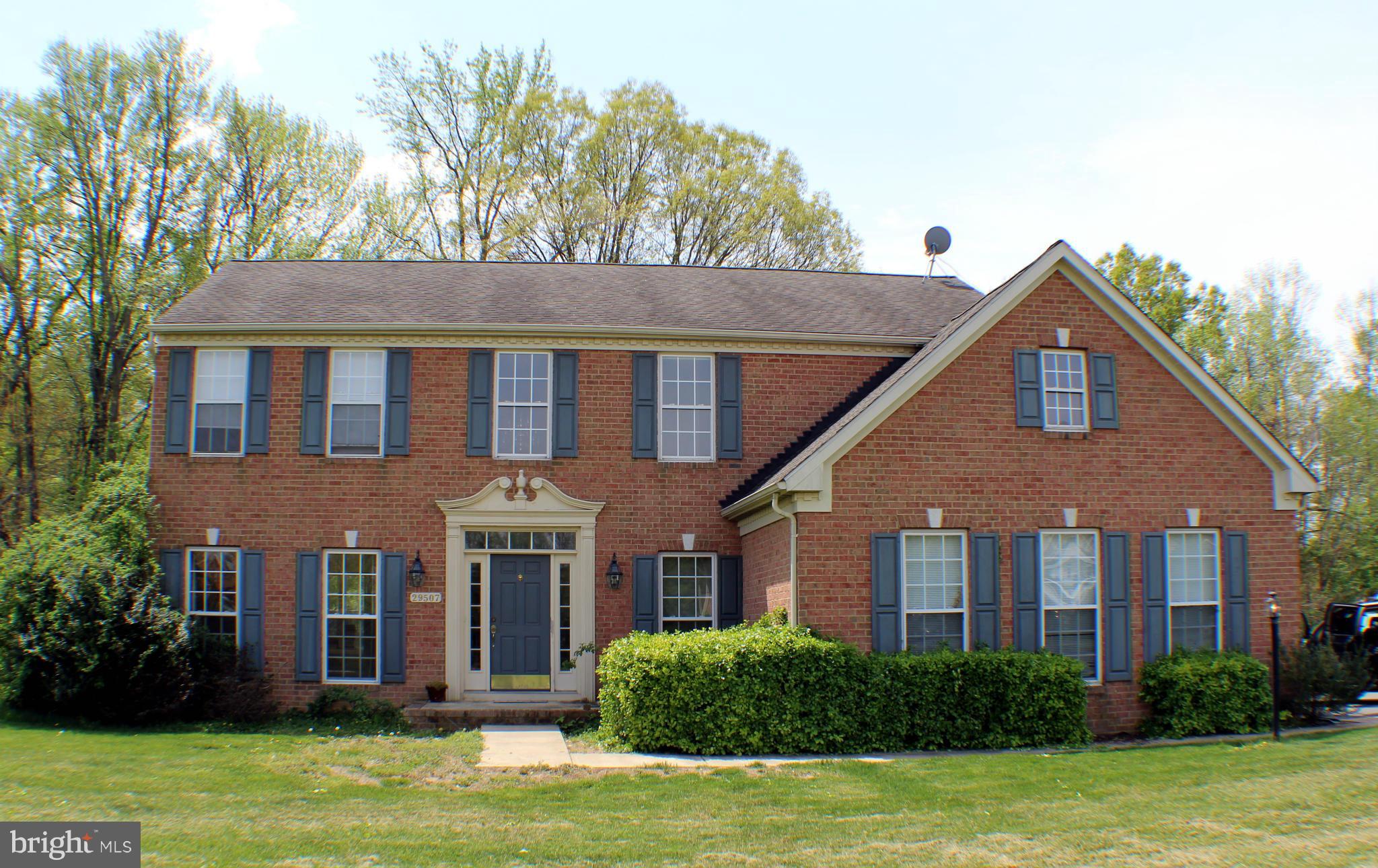 ESTATE AT SKIPTON CRK - Residential Lease