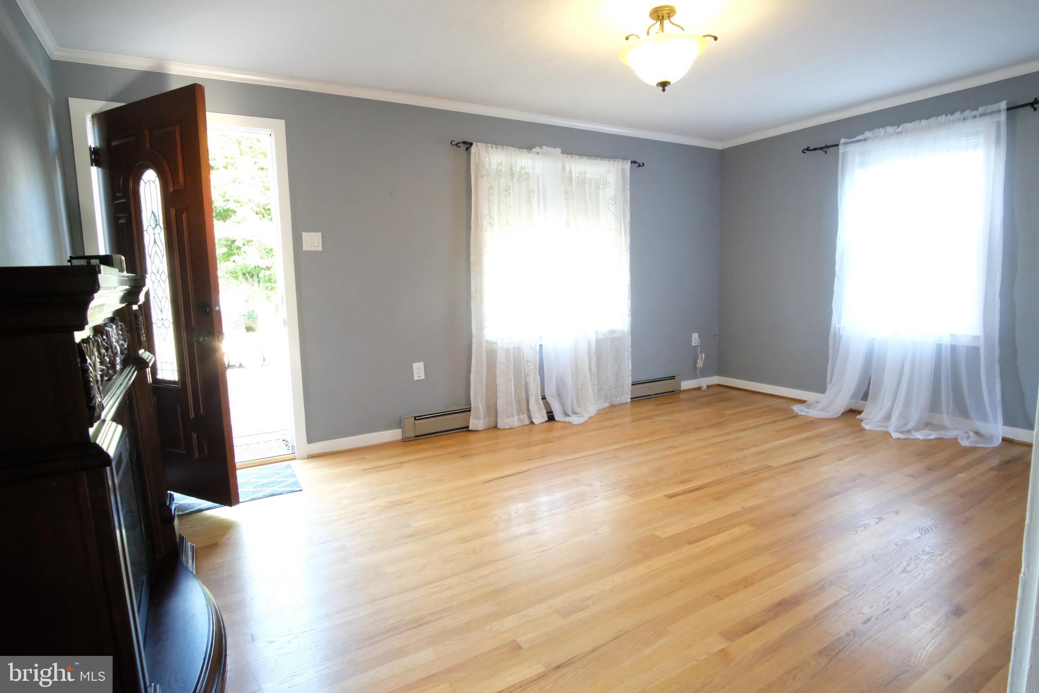 HADDOX TERRACE - Residential Lease