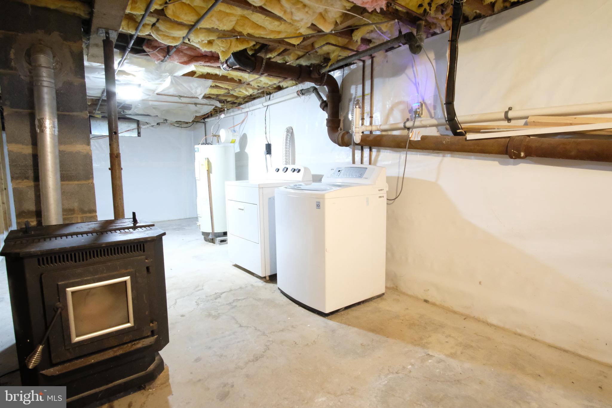 HADDOX TERRACE - Residential Lease