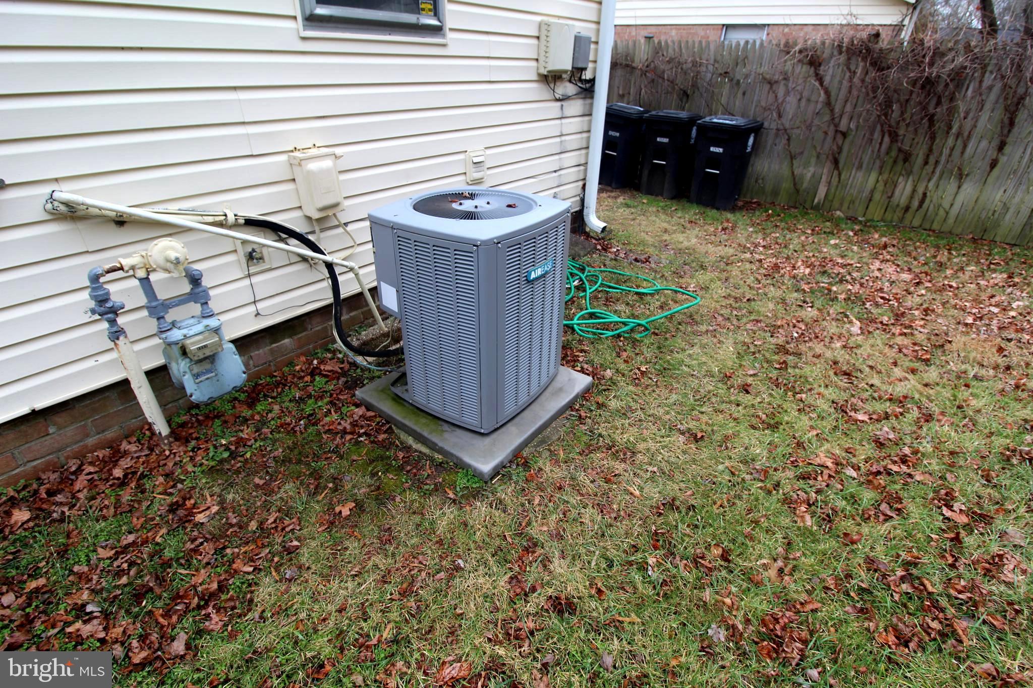 MELLWOOD HILLS - Residential