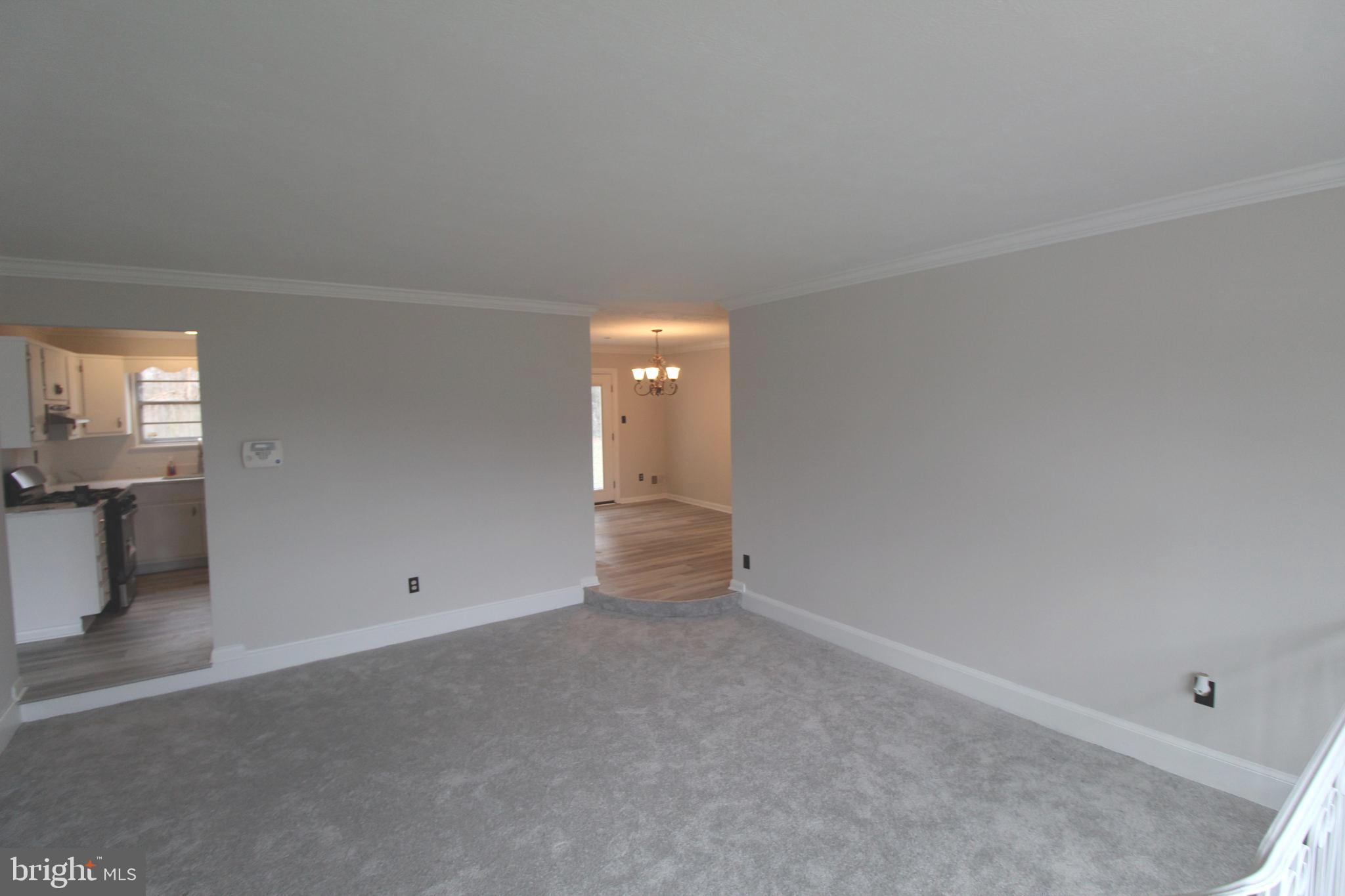 MELLWOOD HILLS - Residential